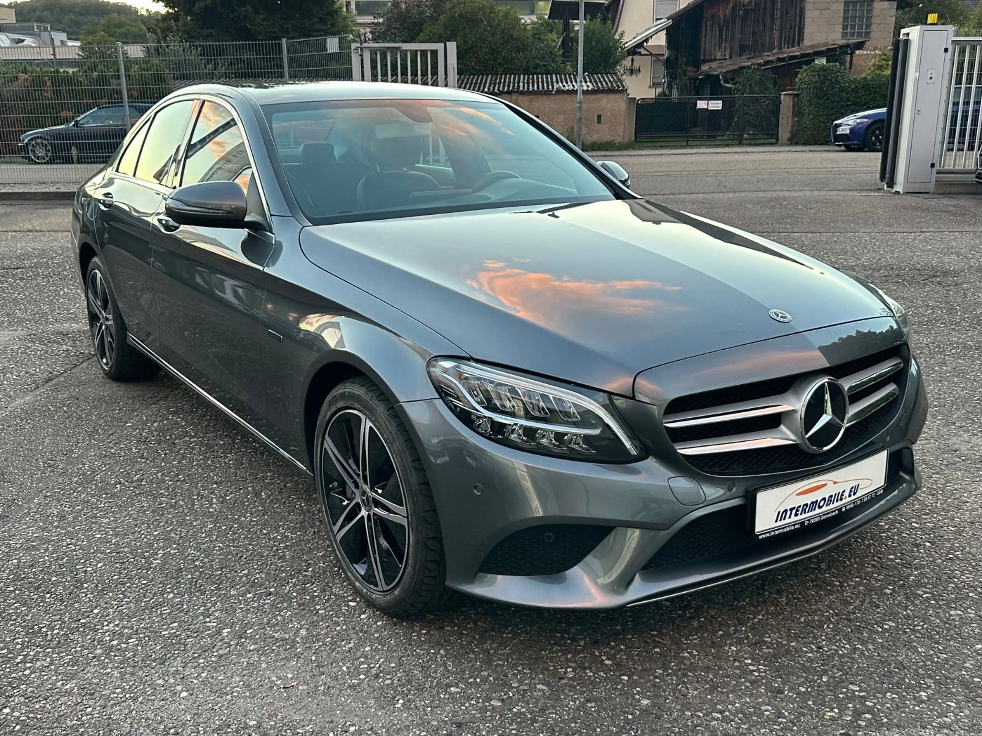 Mercedes-Benz C 300 de Limousine Hybrid LED AC ALU NAVI CAM AHK — photo 3