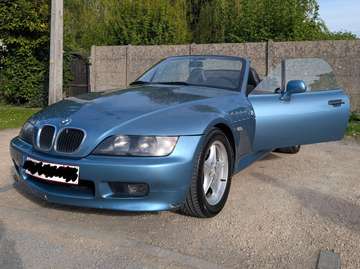 CJ 31 version 02 Roadster bleu