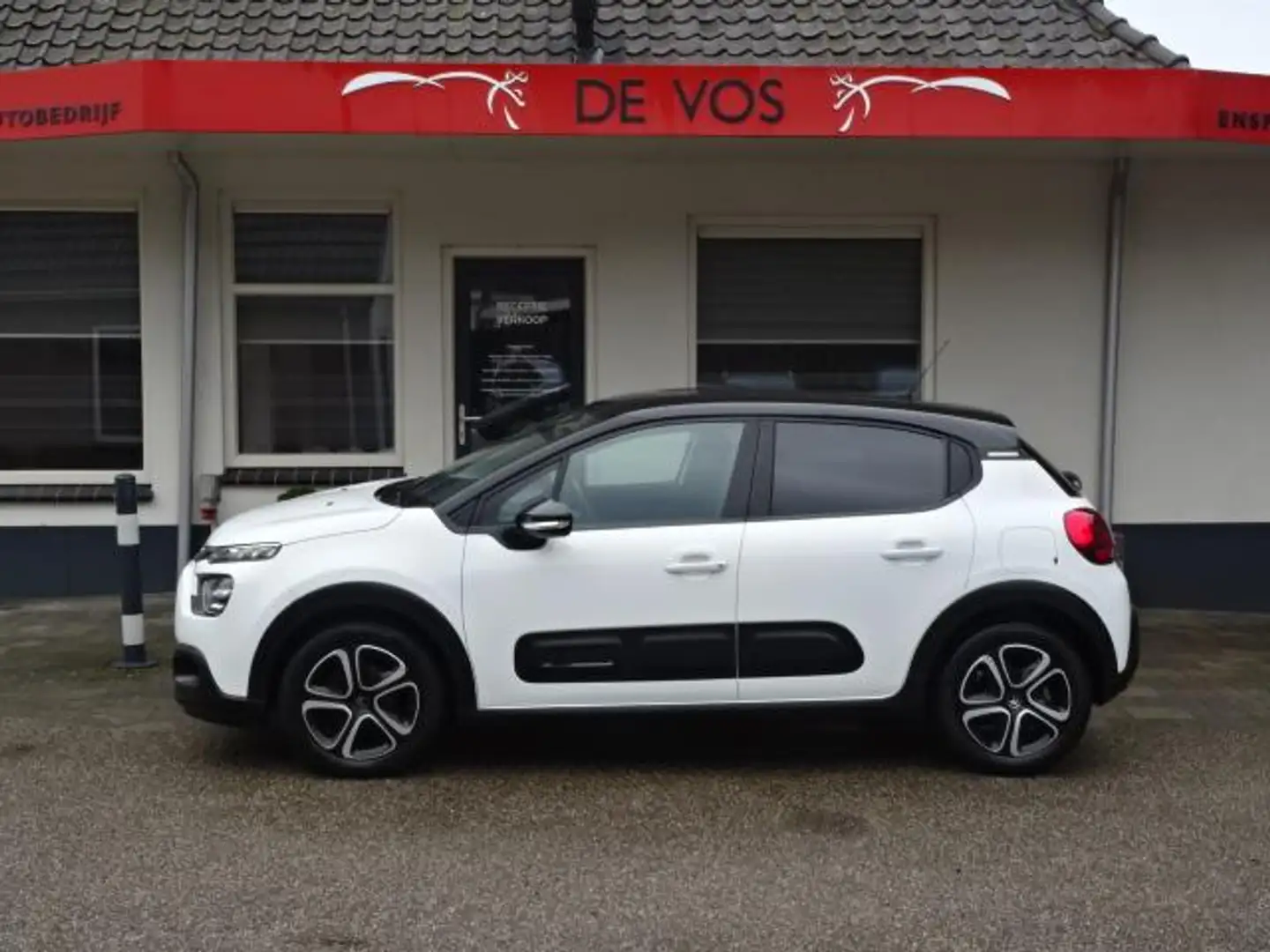 Citroen C3 1.2 PureTech Feel Blanc - 2