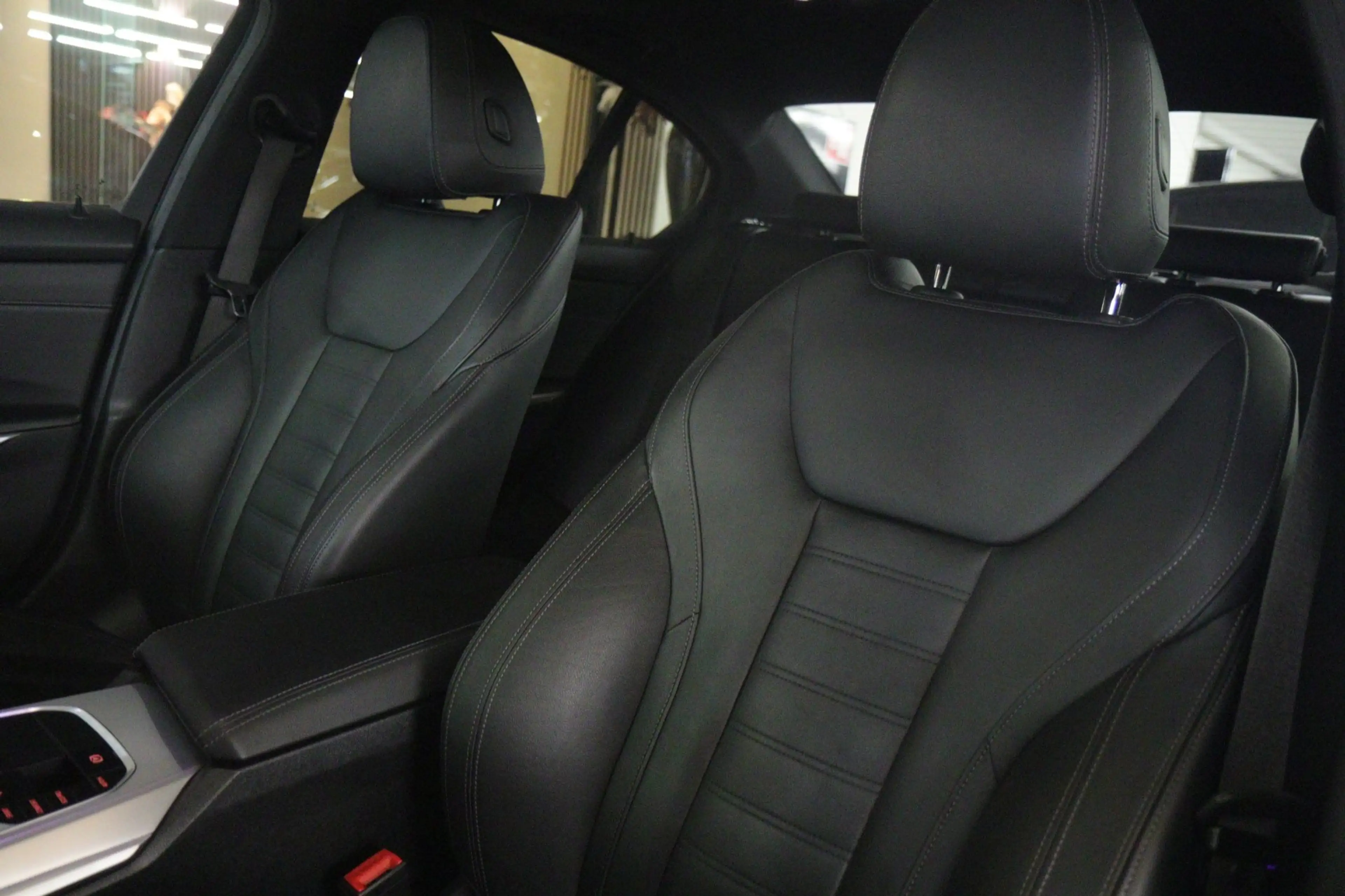 BMW 330 3-serie 330i High Executive M PAKKET /LASER/PANO/S — photo 12