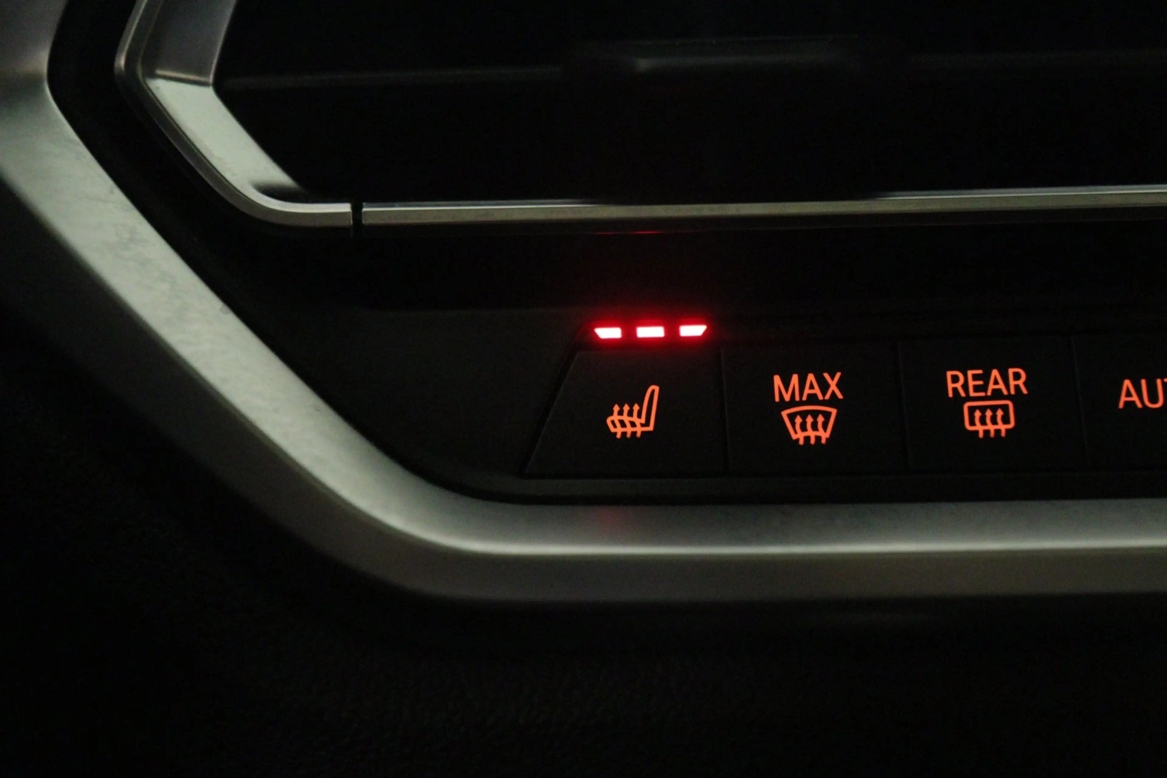 BMW 330 3-serie 330i High Executive M PAKKET /LASER/PANO/S — photo 42