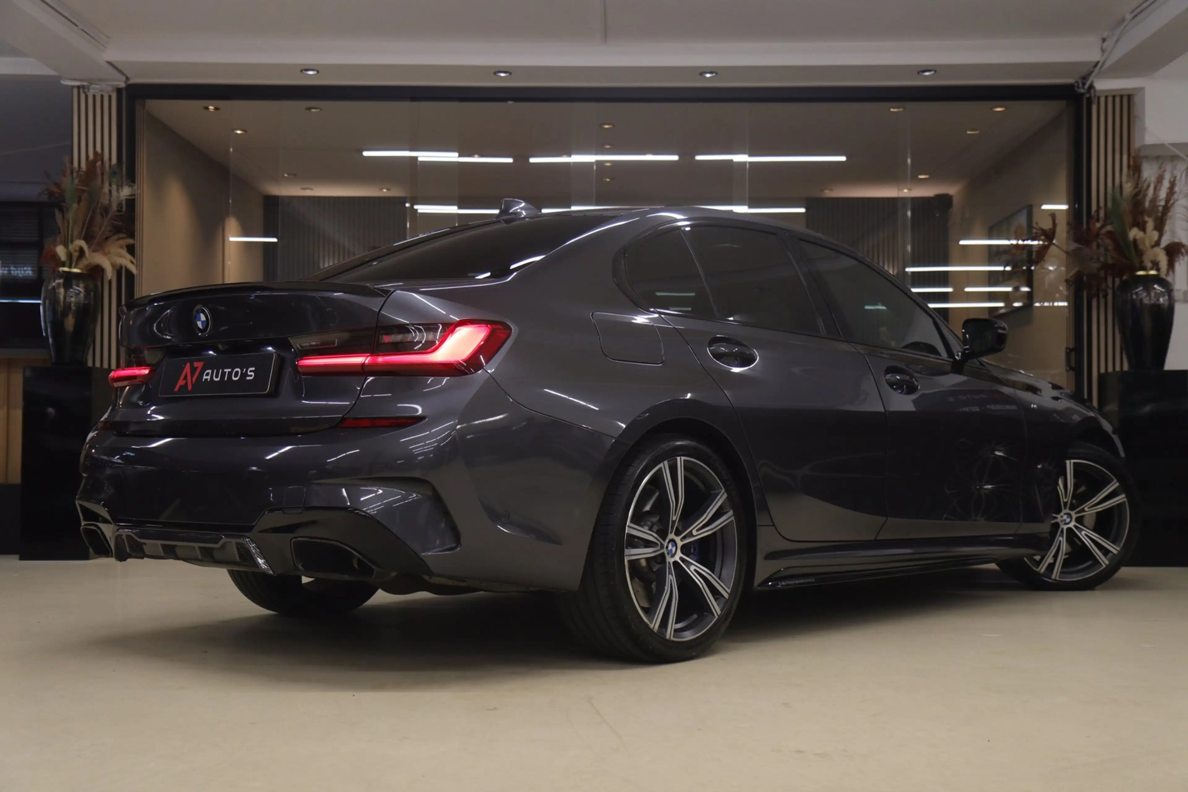 BMW 330 3-serie 330i High Executive M PAKKET /LASER/PANO/S — photo 4