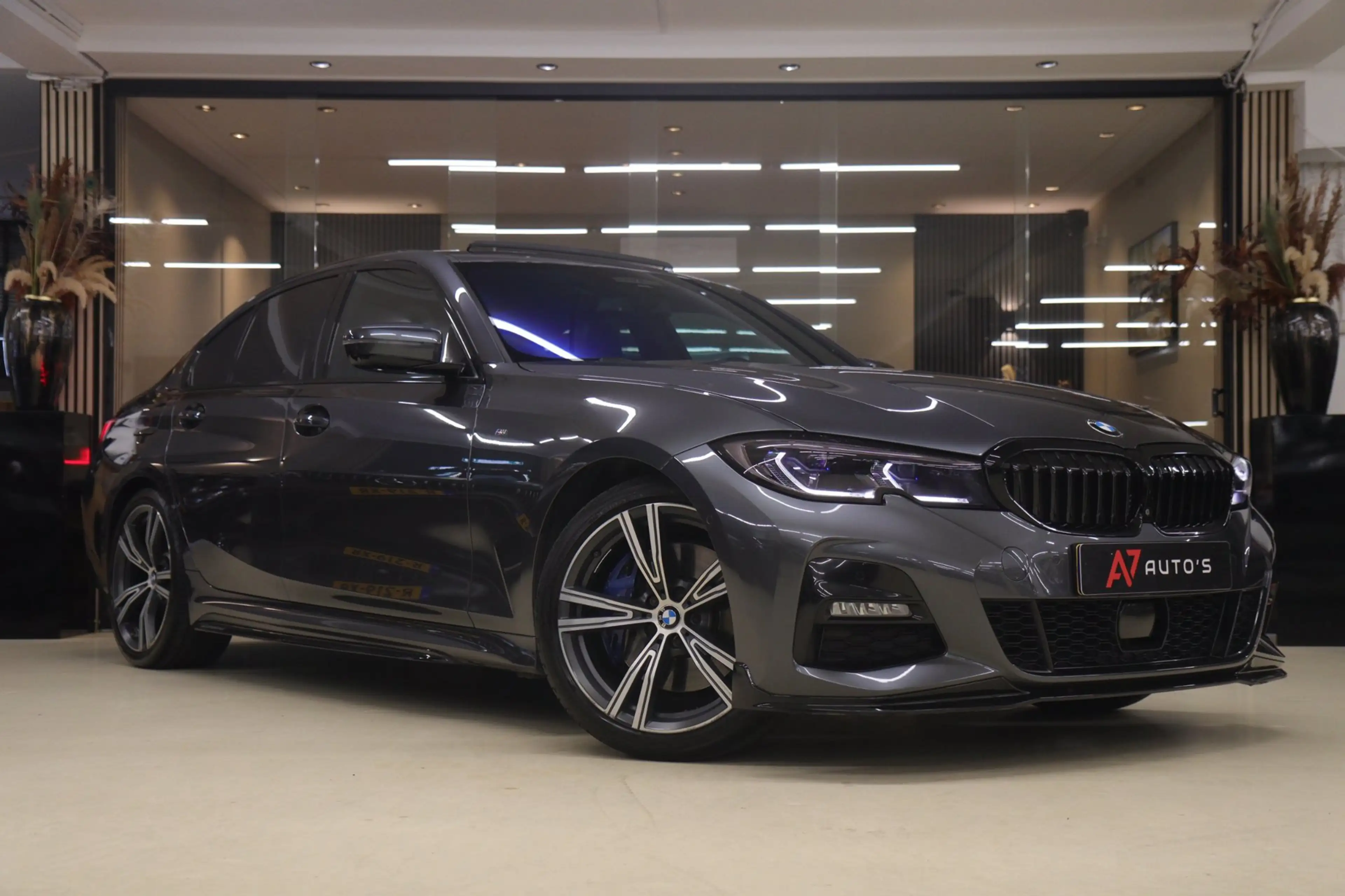 BMW 330 3-serie 330i High Executive M PAKKET /LASER/PANO/S — photo 3