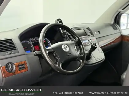Annonce voiture d'occasion Volkswagen T5 Multivan - CARADIZE