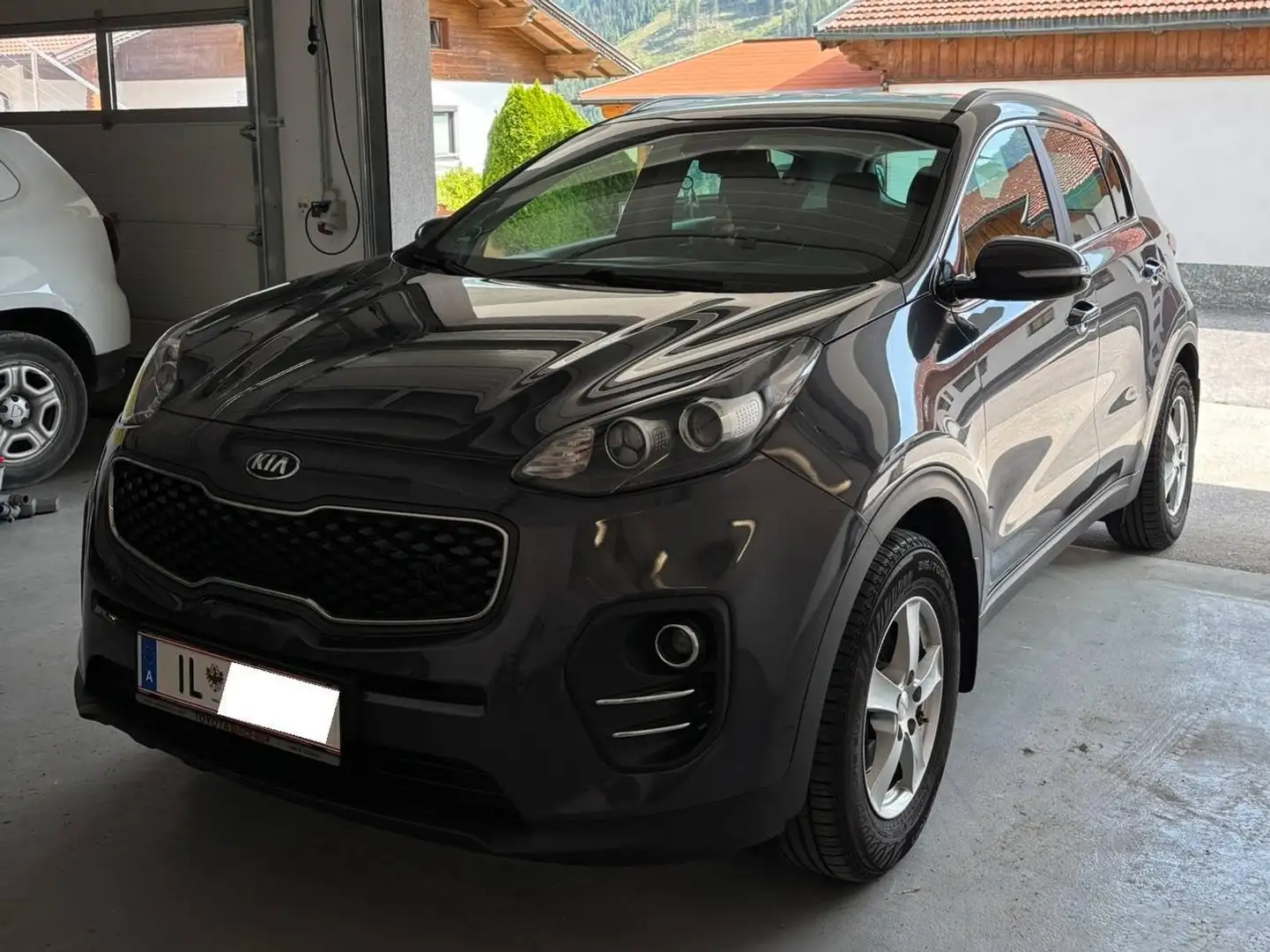 Kia Sportage Sportage 1,7 CRDI ISG Österreich Edition Österreich Edition Grau - 2