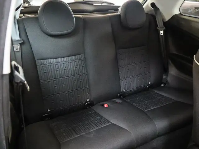 Fiat 500e view 4