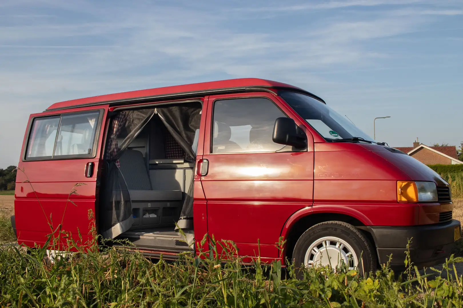 Volkswagen T4 California Piros - 1