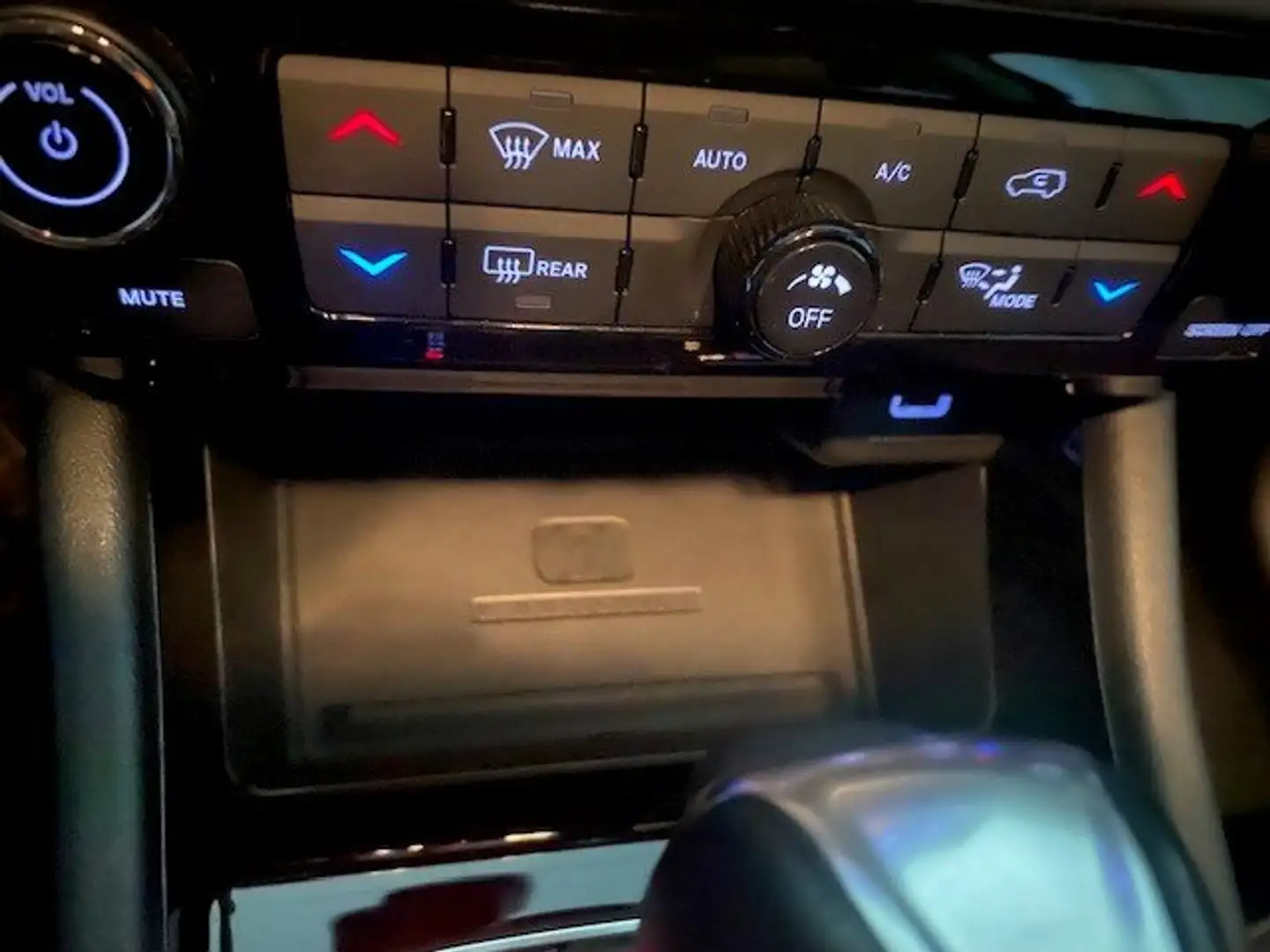 Jeep Compass PLUG-INHYBRID MY22Limited 1.3Turbo 4PHEVxe T6190cv Nero - 1