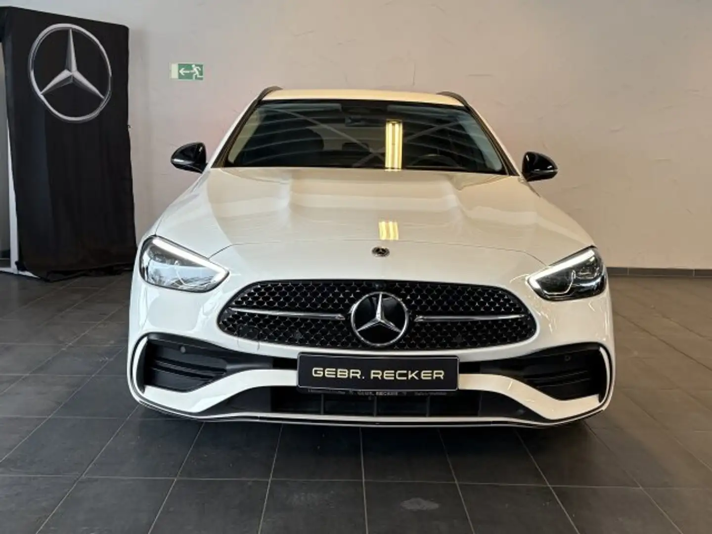 Mercedes-Benz C 180 C 180 T Night AMG Line LED Kamera Navi e.Heckkl. Weiß - 2