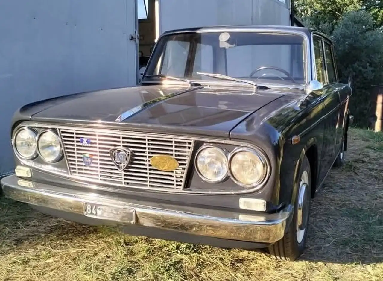 Lancia Fulvia Berlina 2C, foto 4