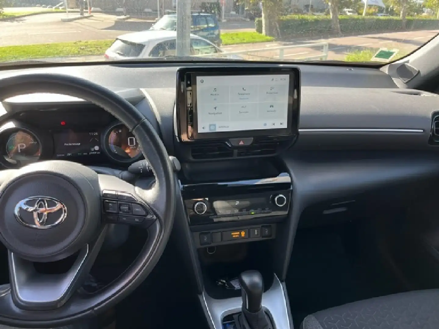 Toyota Yaris CROSS 116CH HYBRID DESIGN MY22 - 2