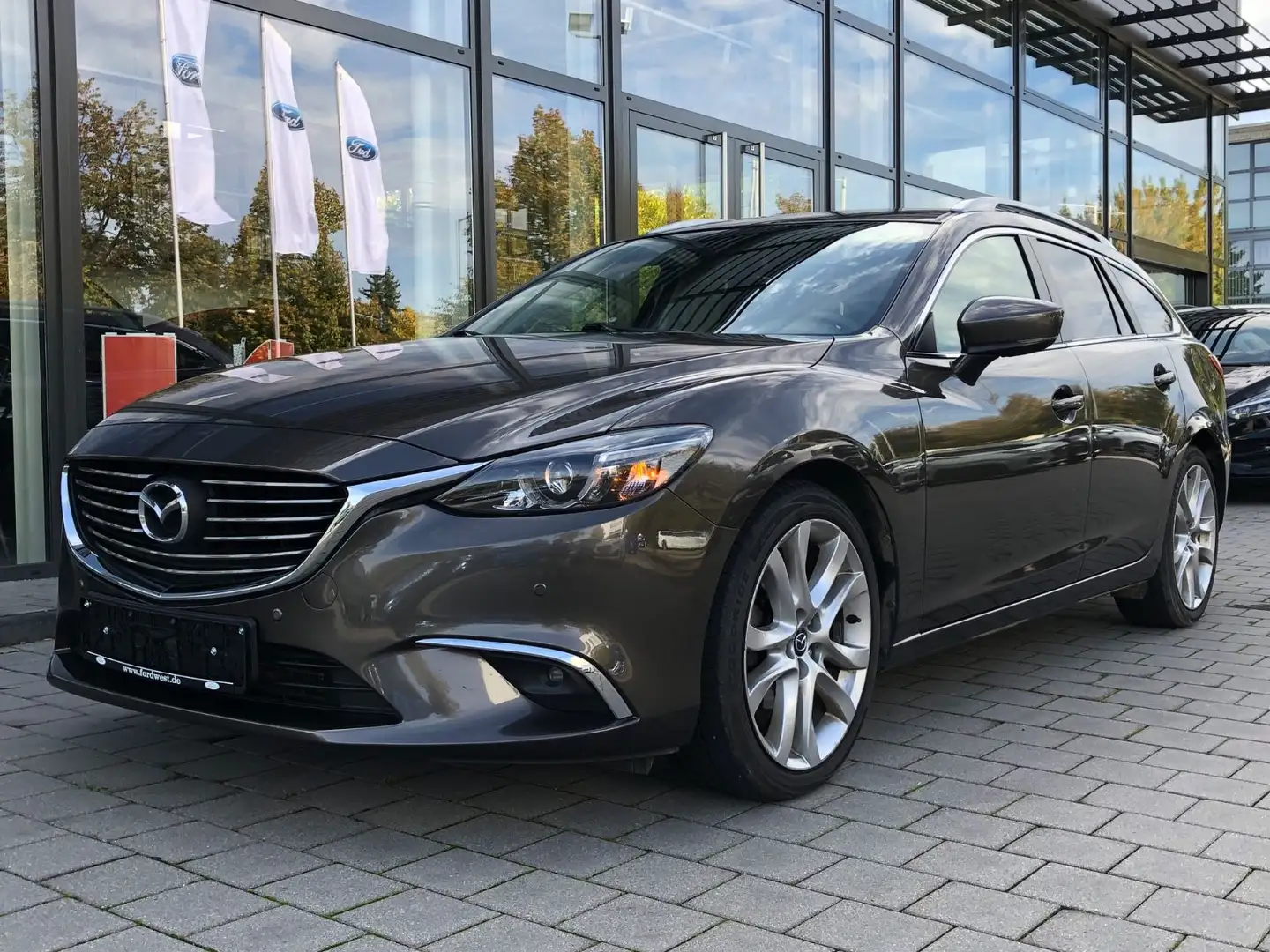 Mazda 6 758 Mazda 6 2.2 Skyactive-D Kizoku Brun - 2