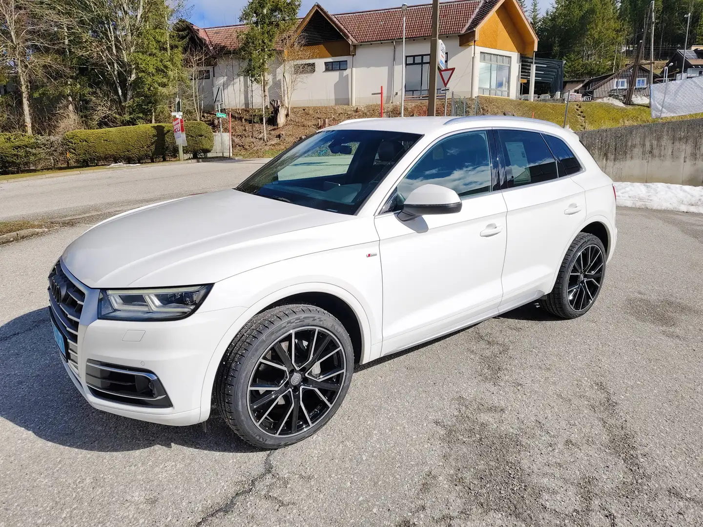 Audi Q5 Q5 3,0 TDI quattro sport Aut. sport Weiß - 2