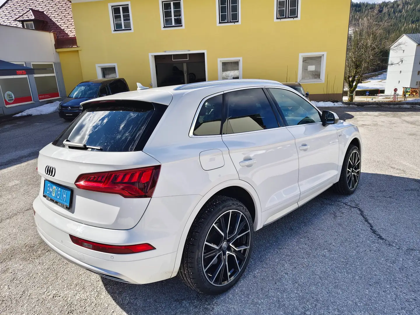 Audi Q5 Q5 3,0 TDI quattro sport Aut. sport Weiß - 1