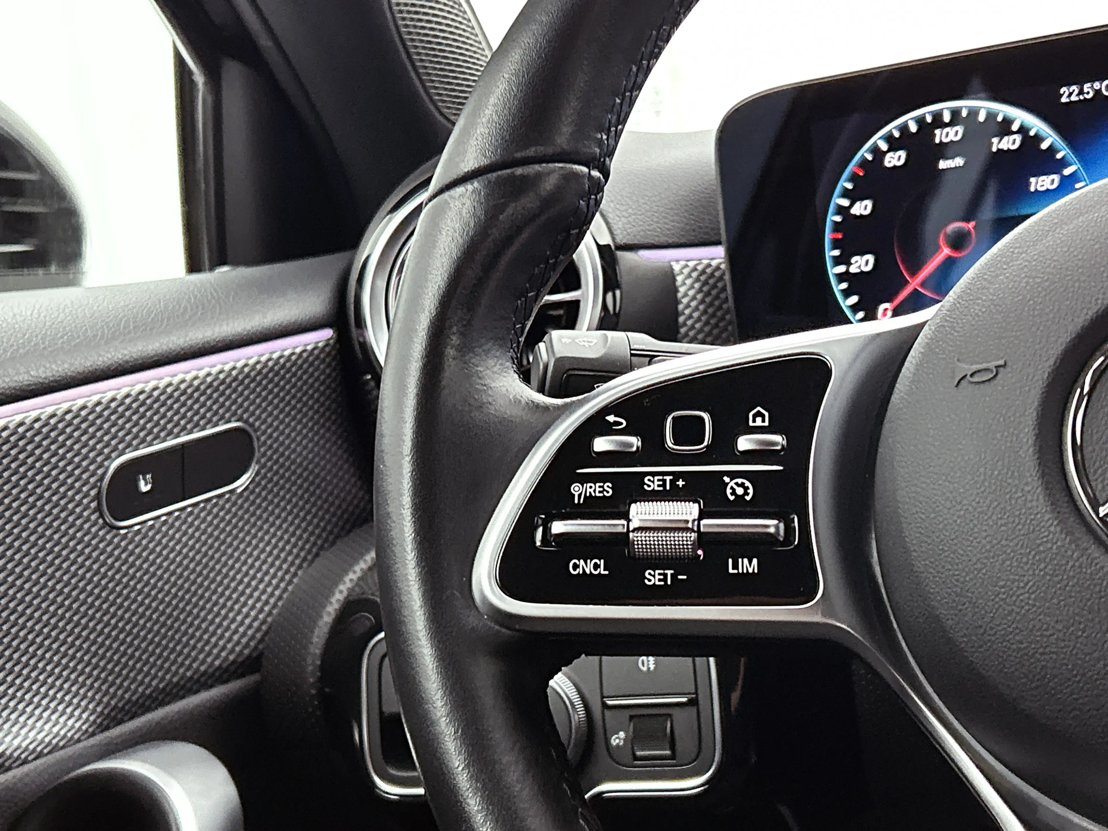 Mercedes-Benz A 250 e Plug-In Hybride Ledkoplampen | Stoelverwarming | — photo 15