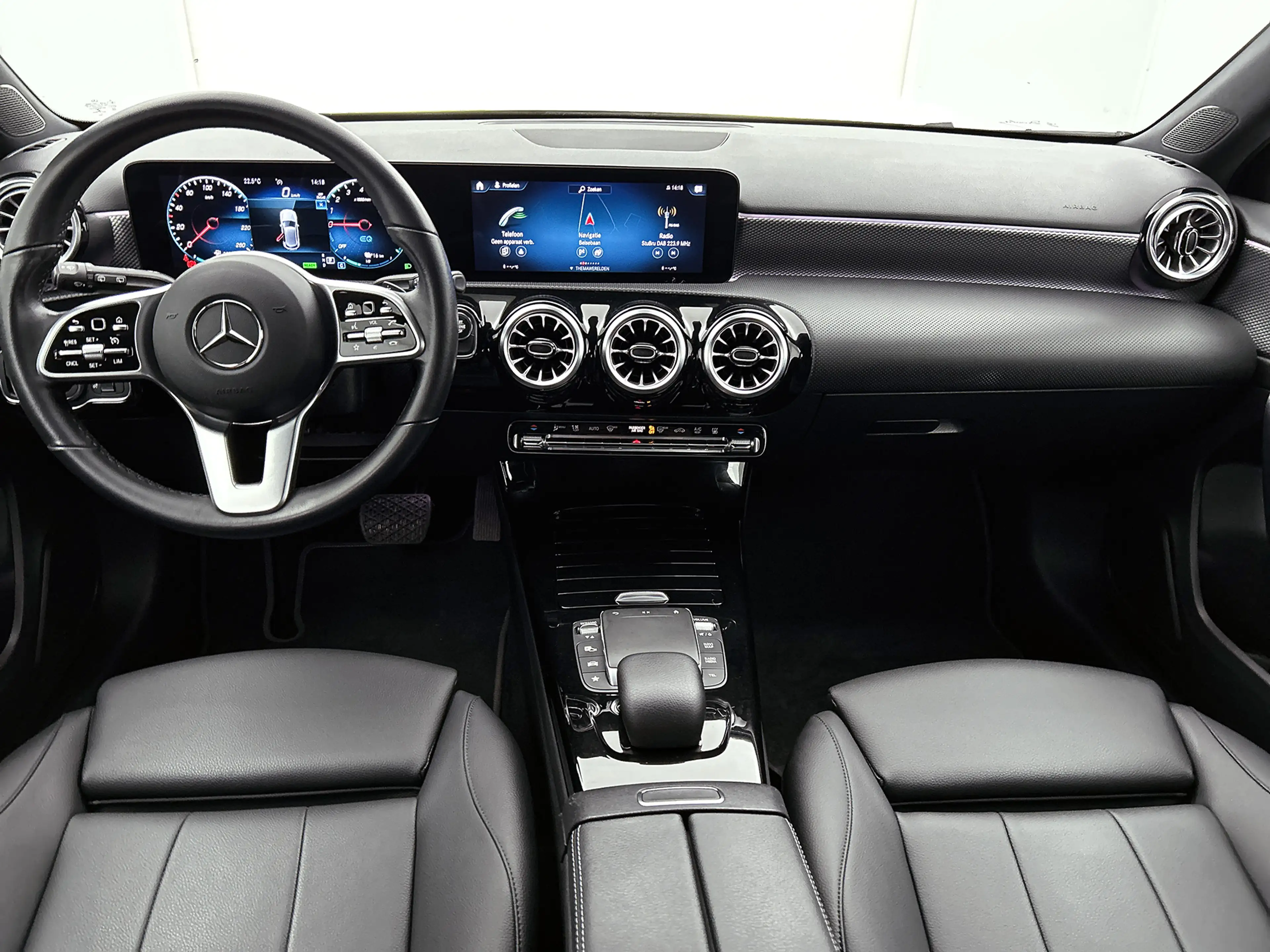 Mercedes-Benz A 250 e Plug-In Hybride Ledkoplampen | Stoelverwarming | — photo 4