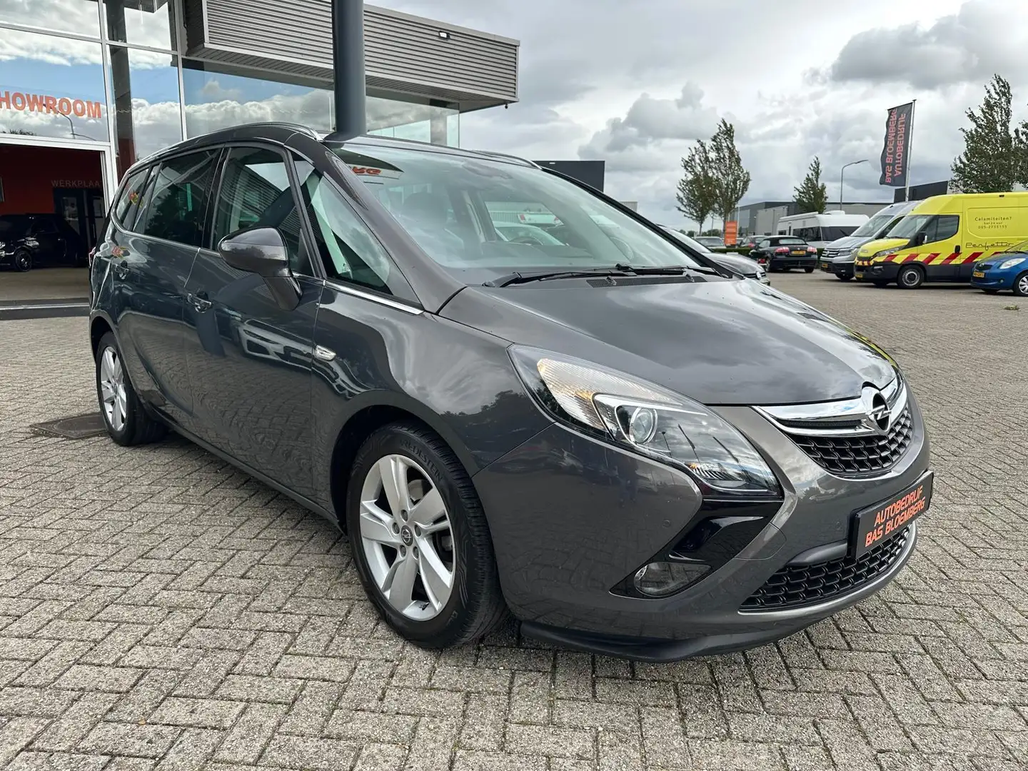 Opel Zafira Tourer 1.4 Blitz 7p. Trekhaak, Clima, Stoel/Stuur verwarm Gris - 2