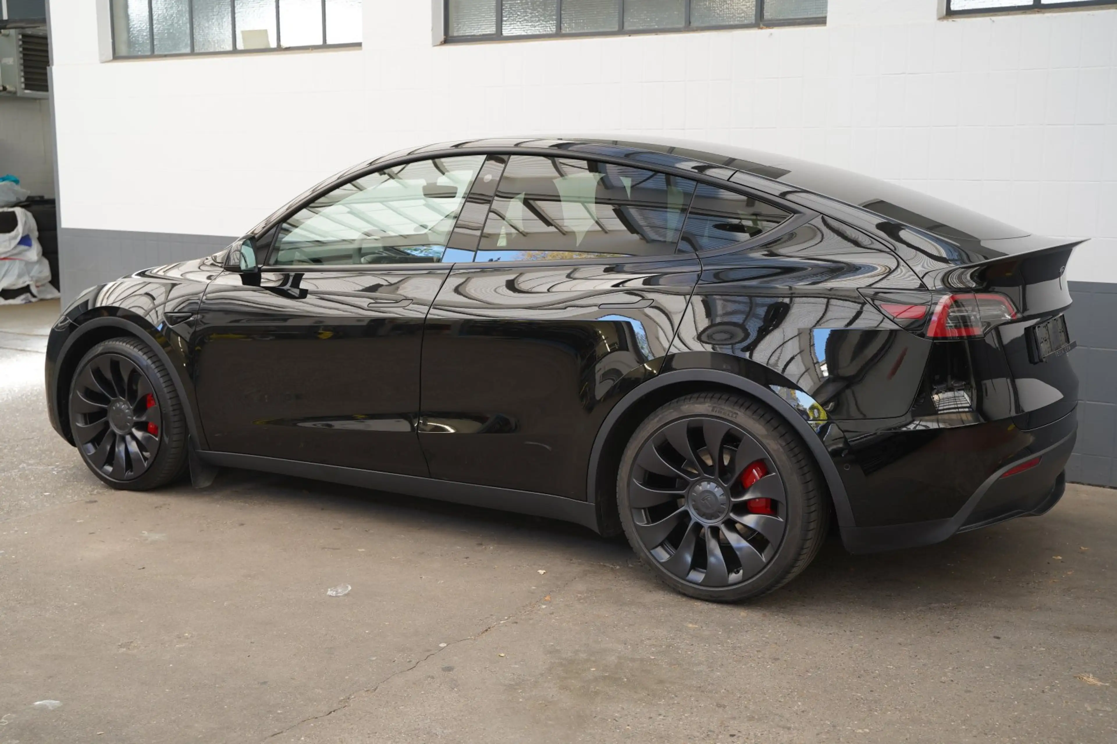 Tesla Model Y Performance*1.Hd.*unfallfrei — photo 4