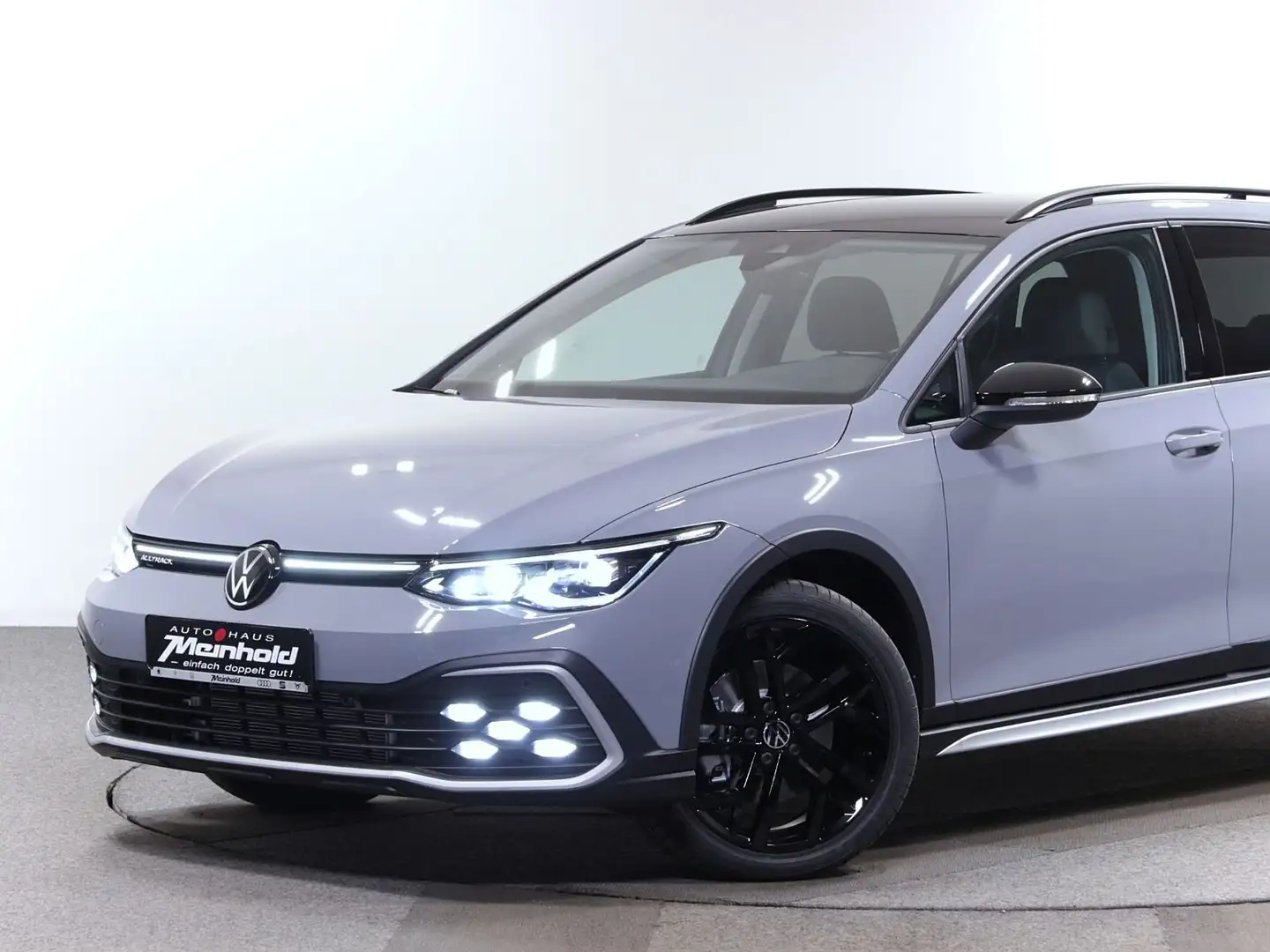 Volkswagen Golf Variant Alltrack 2.0 TDI DSG 4M Black Style Grau - 2