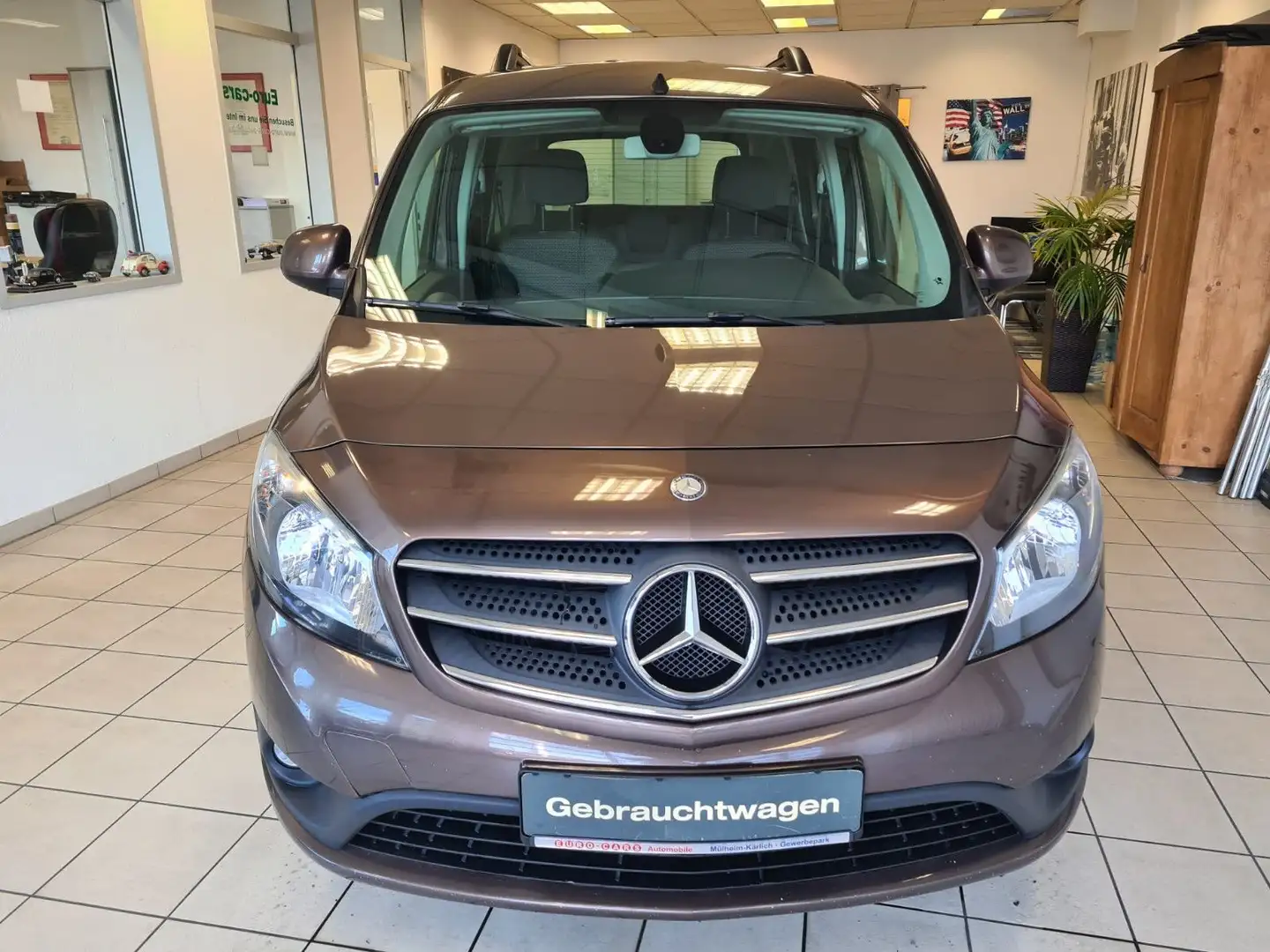Mercedes-Benz Citan Kombi 112 lang / KLIMA  / 1. Hand Brun - 2