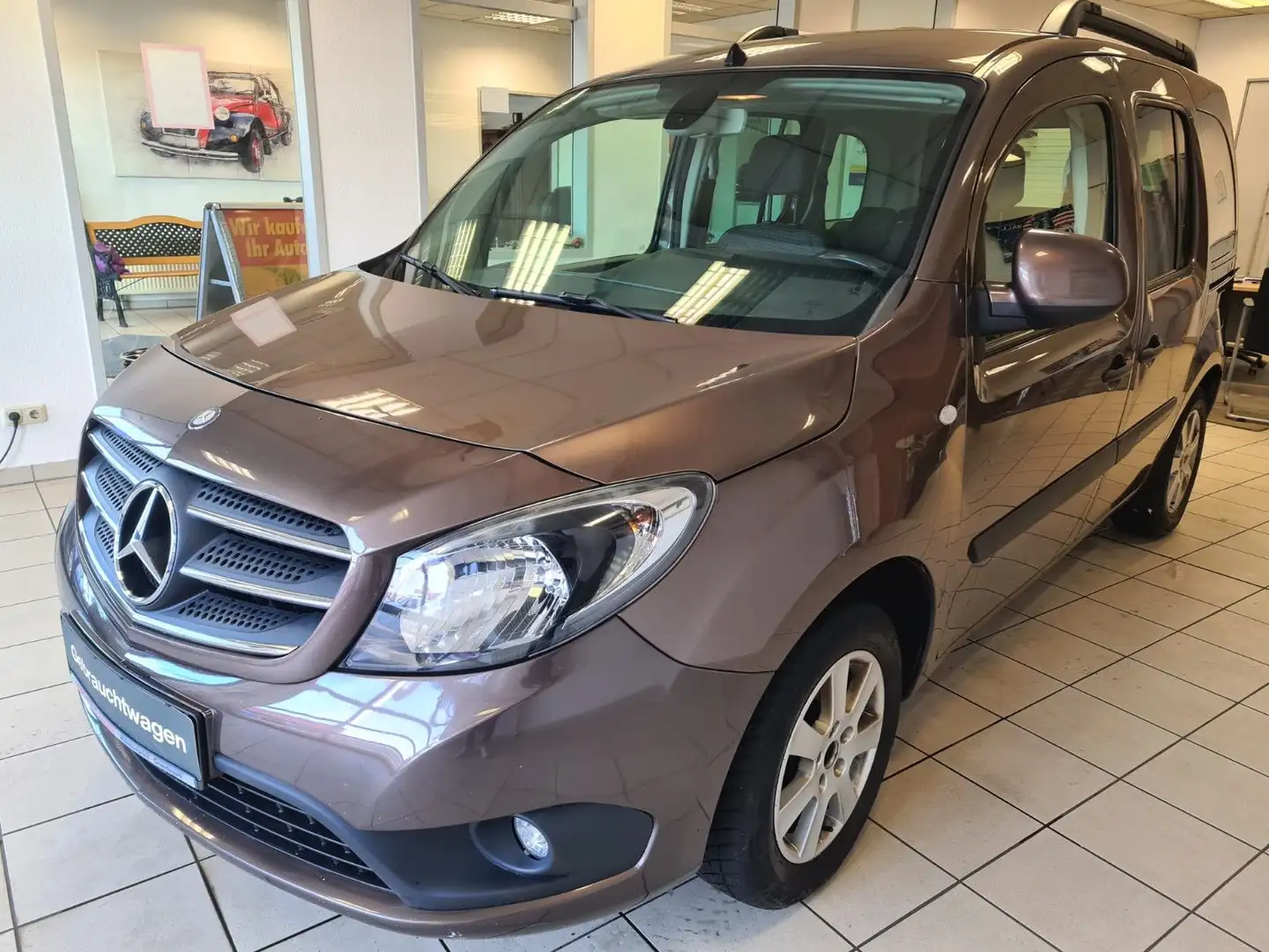 Mercedes-Benz Citan Kombi 112 lang / KLIMA  / 1. Hand Brun - 1
