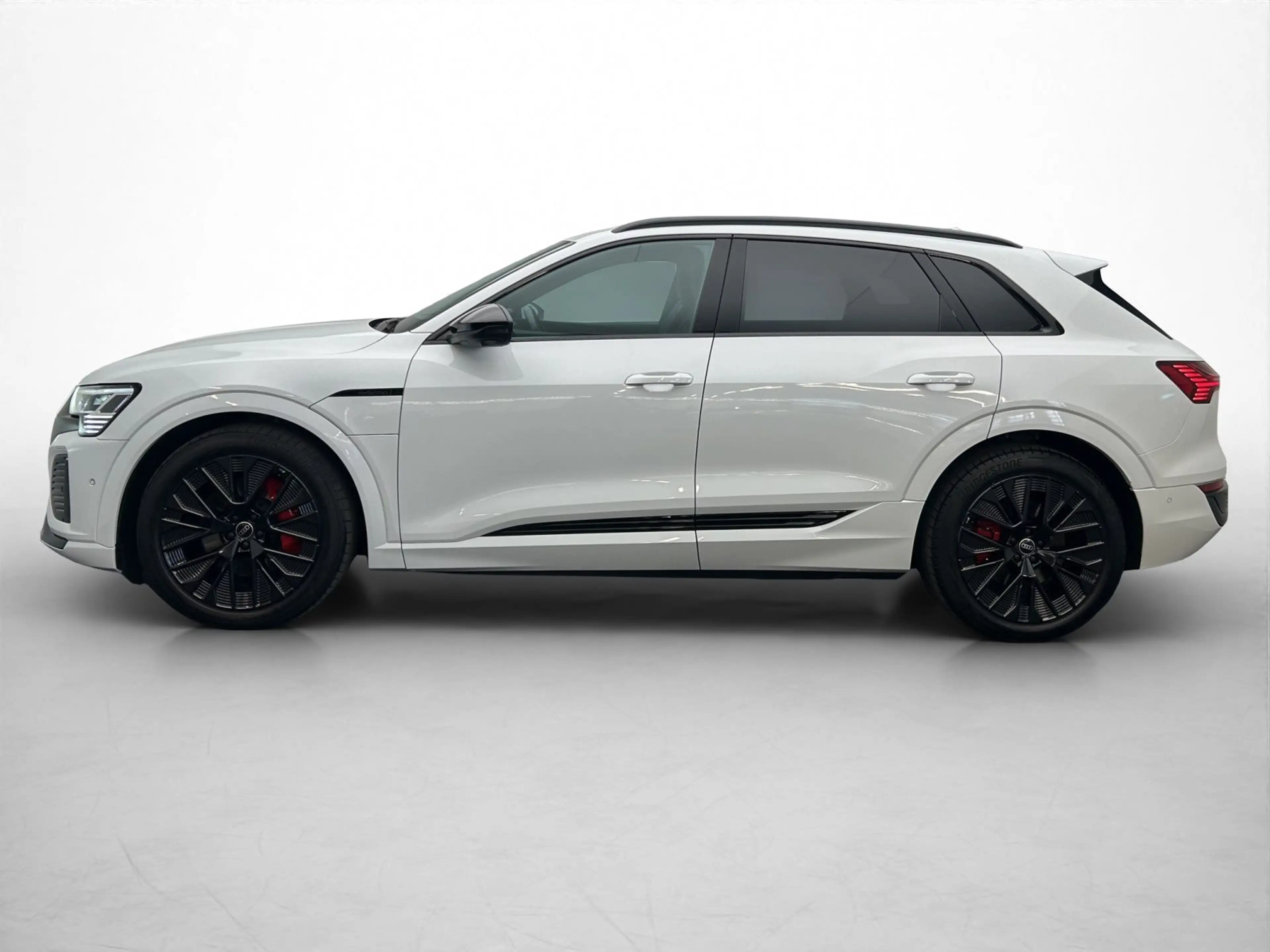 Audi Q8 e-tron 55 qu S line*Air*B&O*Pano*Matrix*Virtu — photo 3
