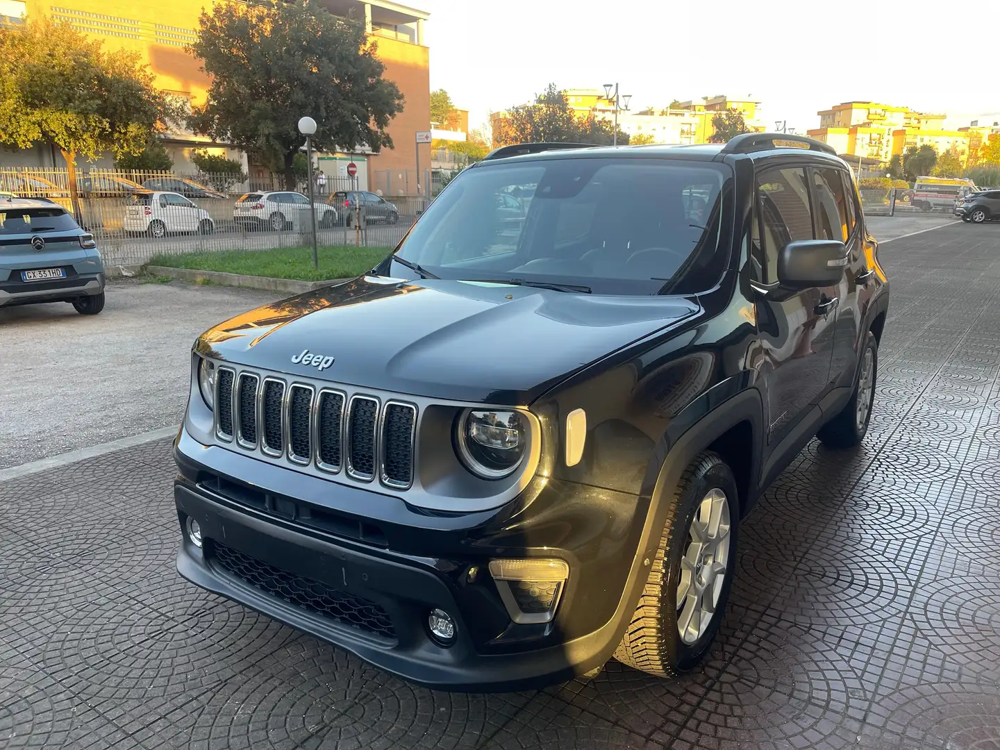 Jeep Renegade Renegade 1.0 t3 Limited FULL LED UFFICIALE Nero - 2