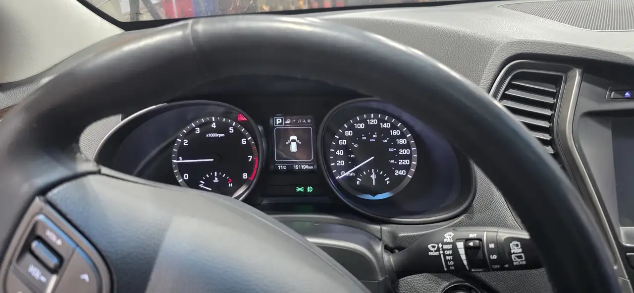 Hyundai SANTA FE снимка Hyundai SANTA FE