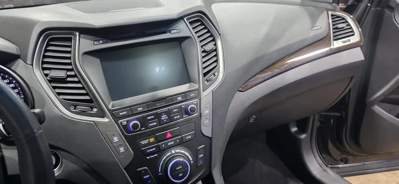 Hyundai SANTA FE снимка Hyundai SANTA FE