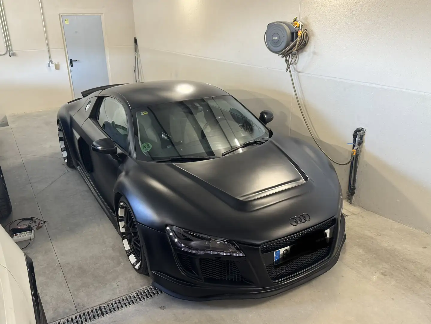Audi R8 4.2 FSI quattro R tronic - 2