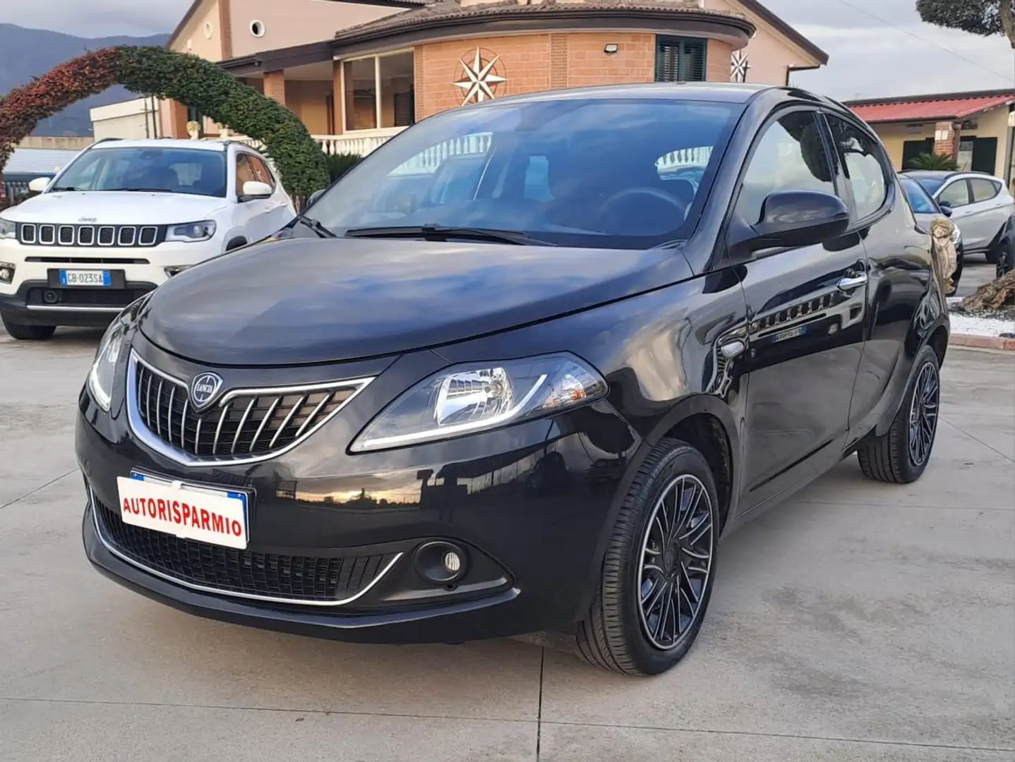 Lancia Ypsilon 1.0 firefly hybrid Gold 5P Nero - 1
