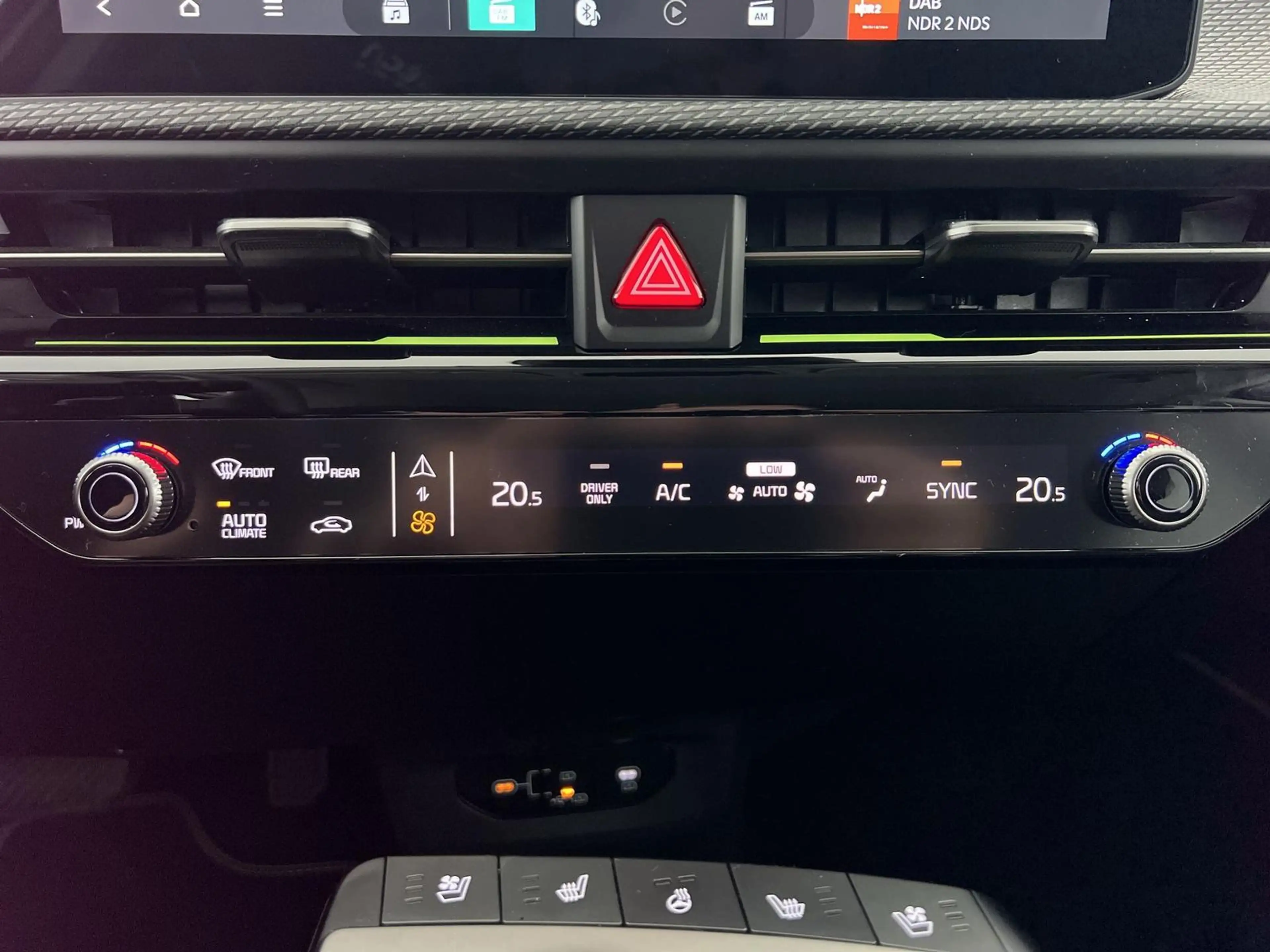 Kia EV6 Earth 4WD*NAVI*SHZ*360°K*uvm — photo 12