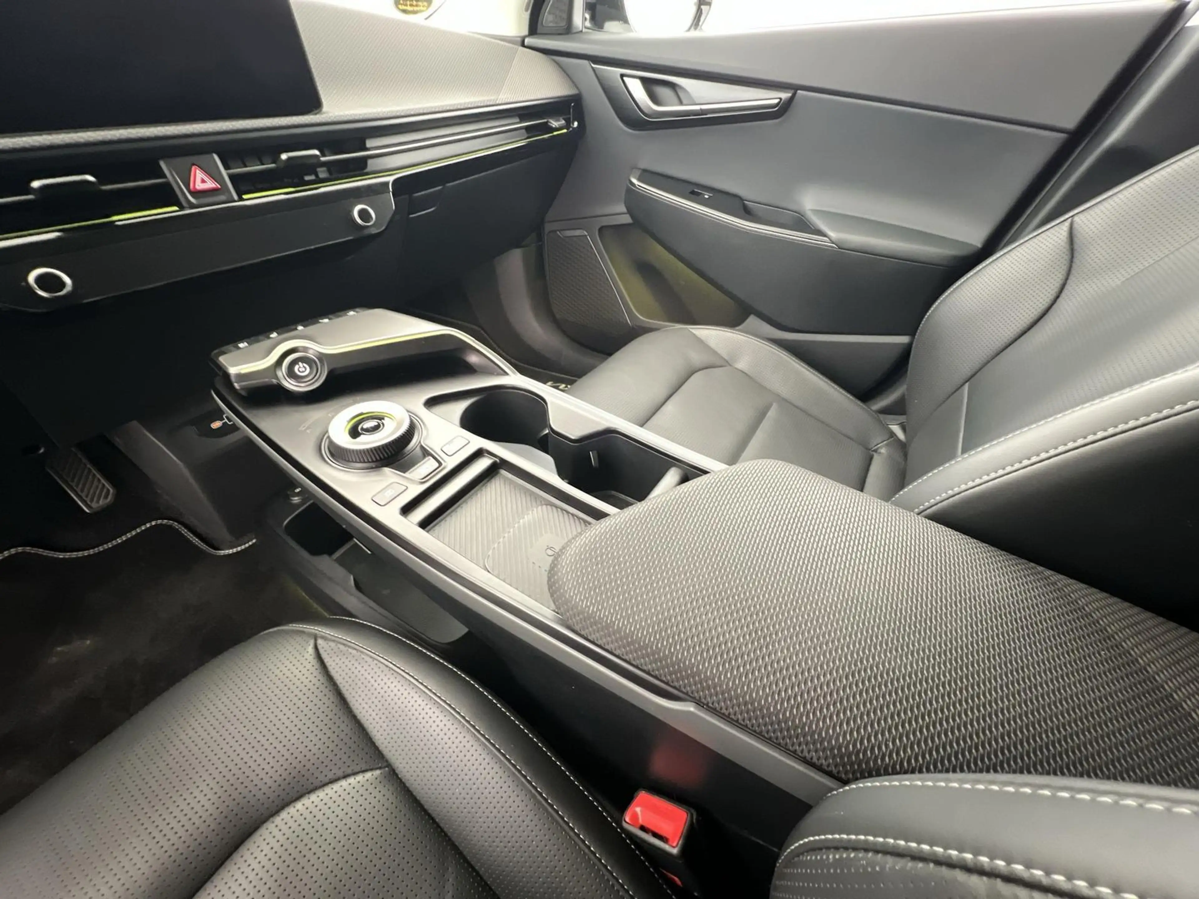 Kia EV6 Earth 4WD*NAVI*SHZ*360°K*uvm — photo 14