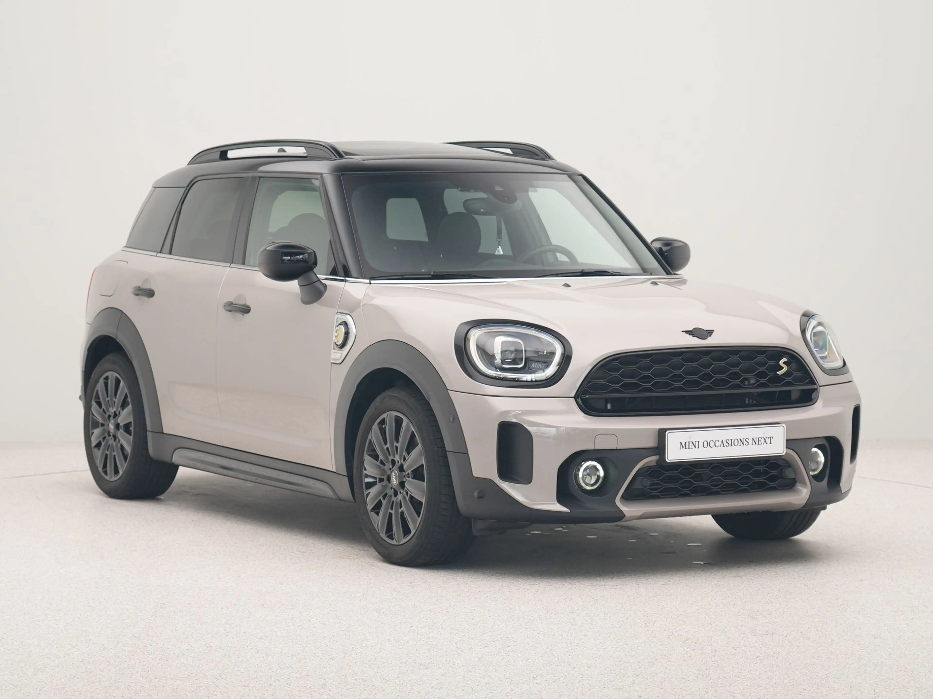 MINI Cooper SE Countryman ALL4 Classic — photo 6