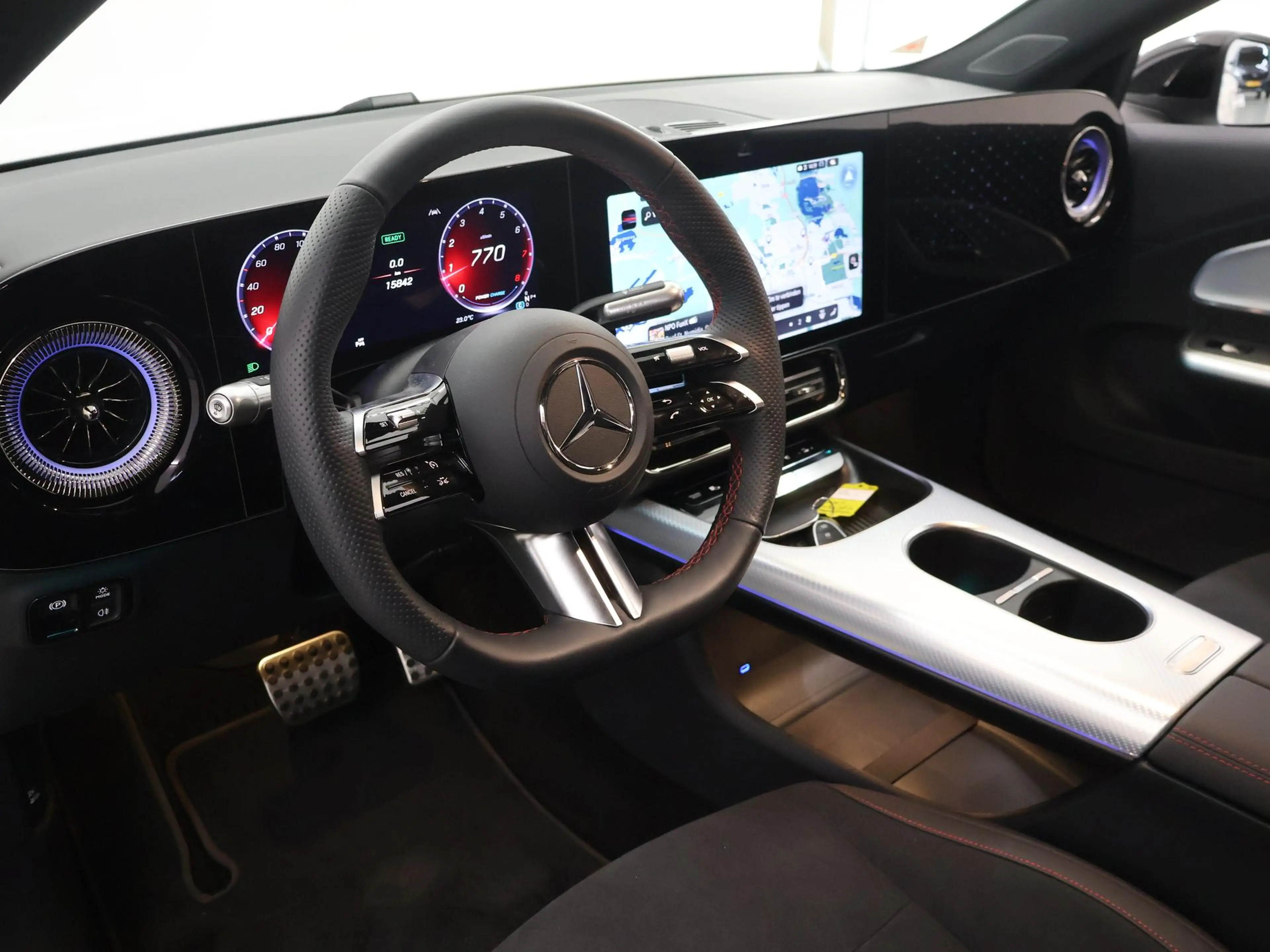 Mercedes-Benz CLA 180 Business Solution AMG | Night | Distronic | Panora — photo 7