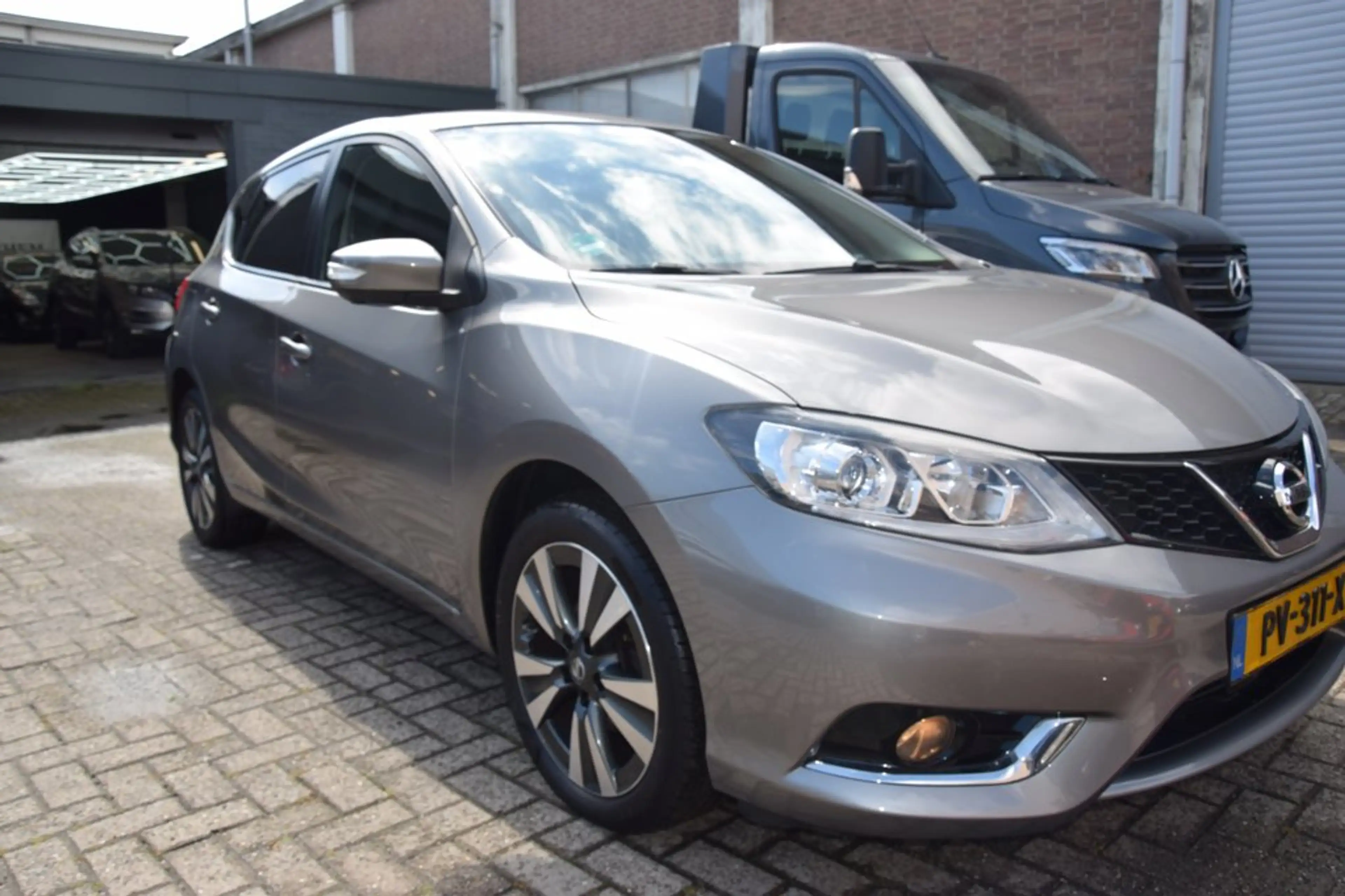Nissan Pulsar 1.2 DIG-T Tekna — photo 14