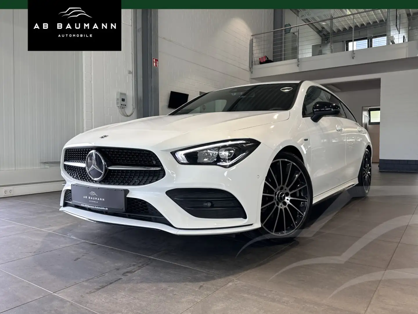 Mercedes-Benz CLA 200 Edition 2020 *AMG, RFK* Weiß - 1