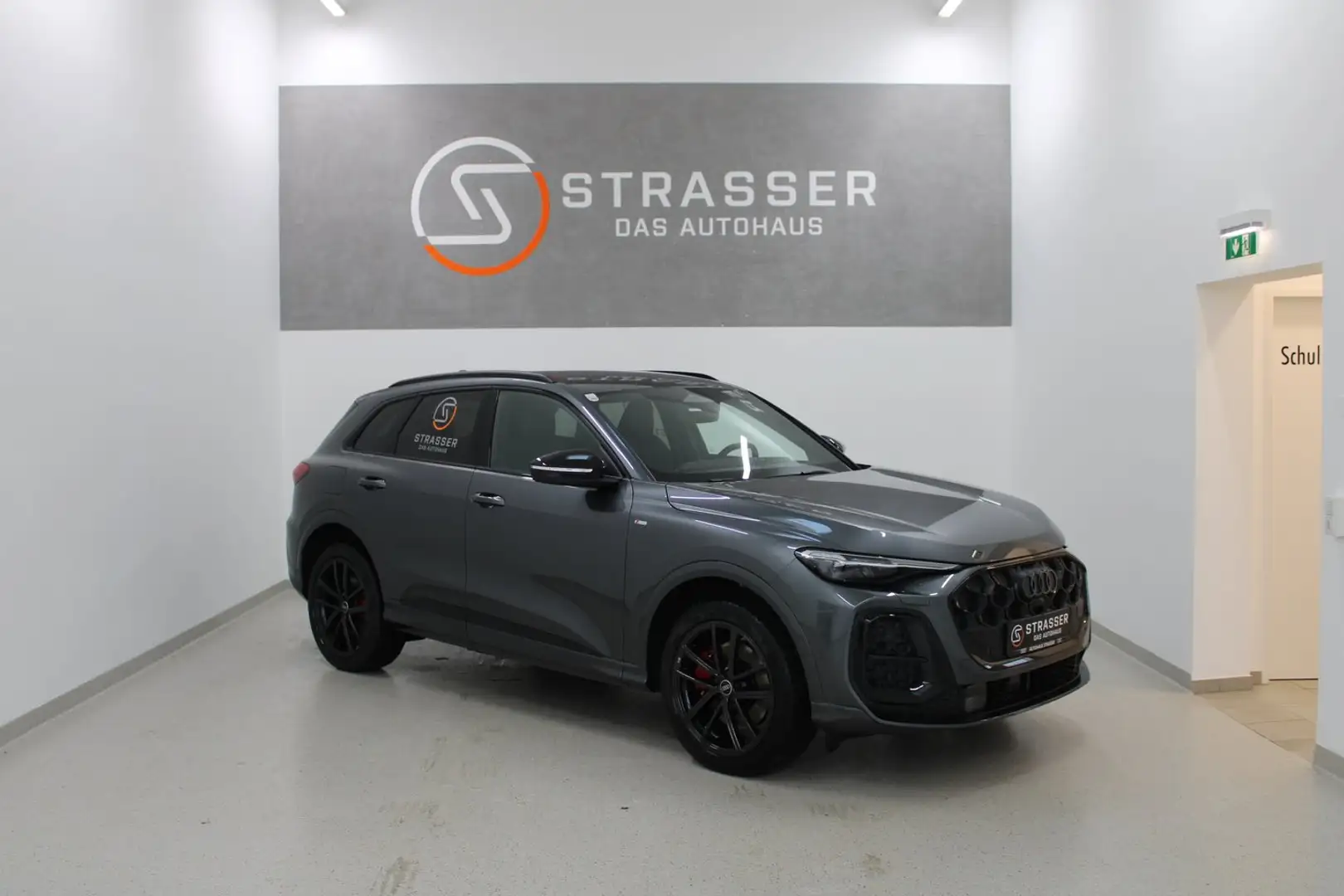 Audi Q5 SUV TDI quattro 150 kW Grau - 1