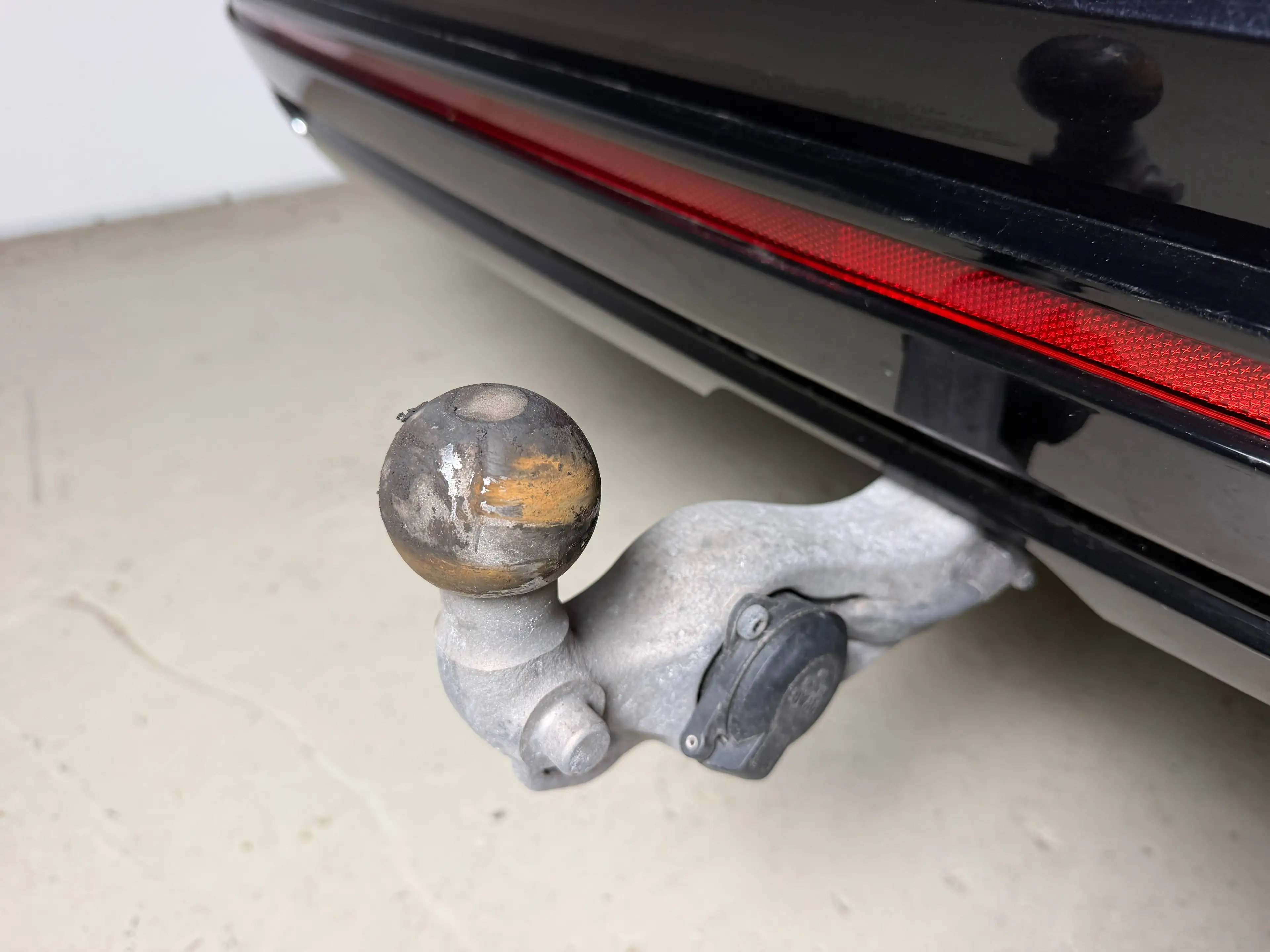 Volkswagen Touareg R eHybrid 4Motion // Vollausstattung // Massage // HUD // Soft Close // AHK // — photo 13
