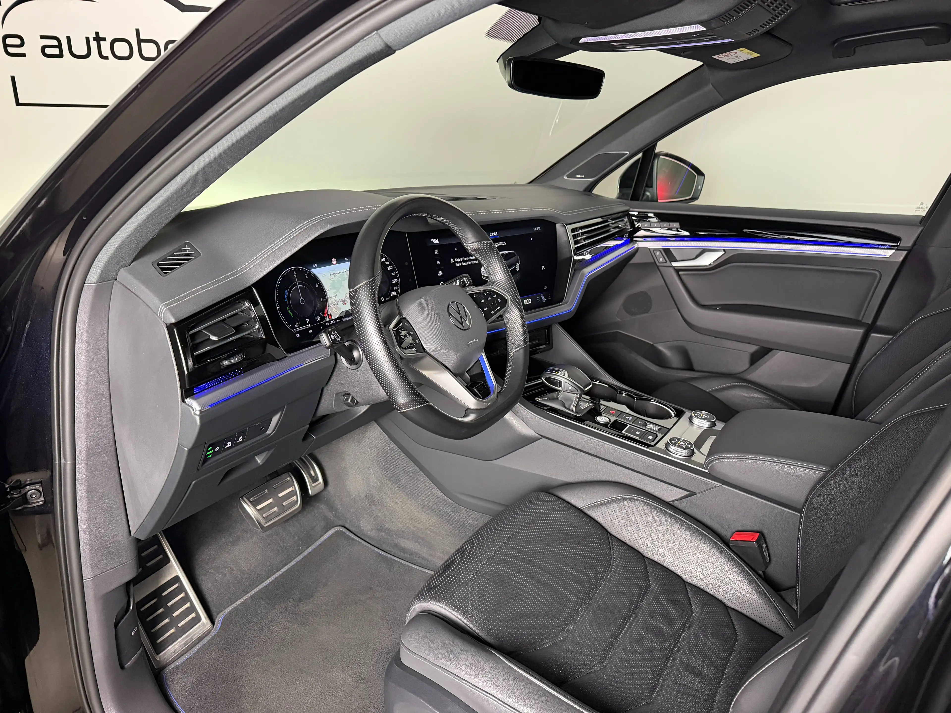 Volkswagen Touareg R eHybrid 4Motion // Vollausstattung // Massage // HUD // Soft Close // AHK // — photo 15