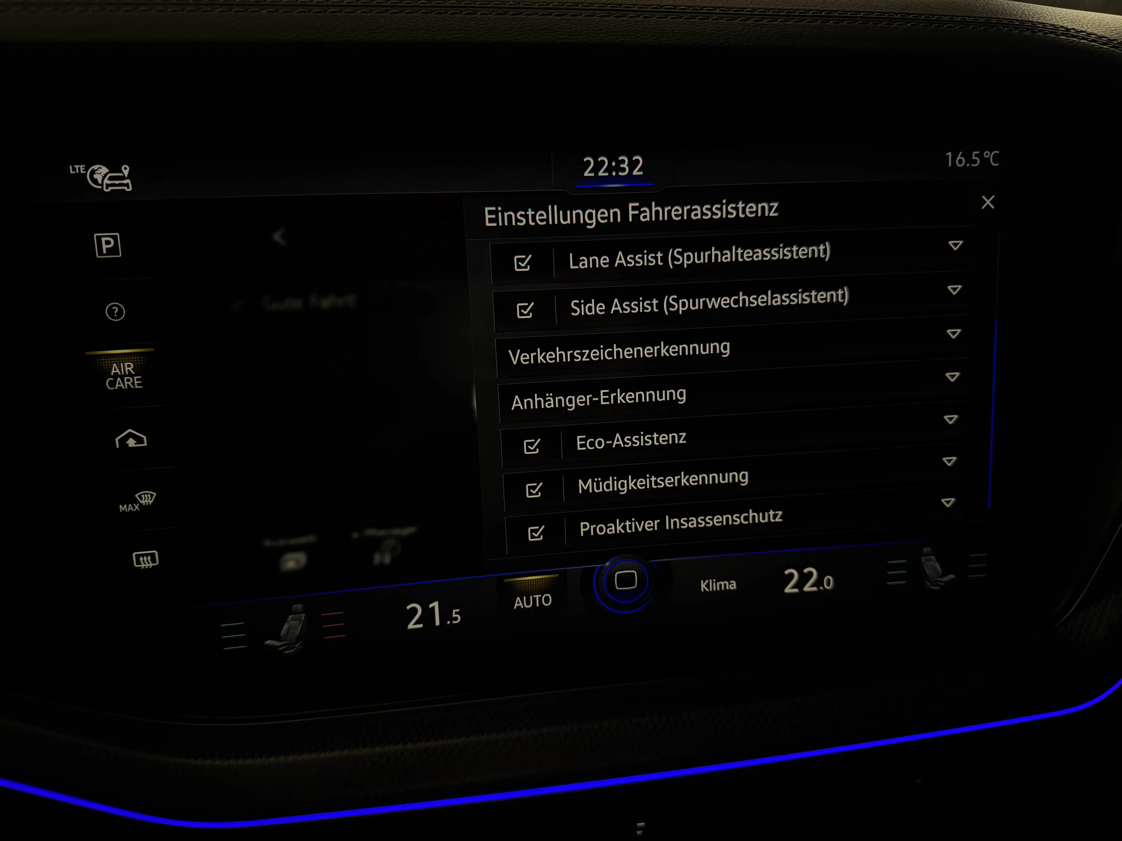 Volkswagen Touareg R eHybrid 4Motion // Vollausstattung // Massage // HUD // Soft Close // AHK // — photo 49