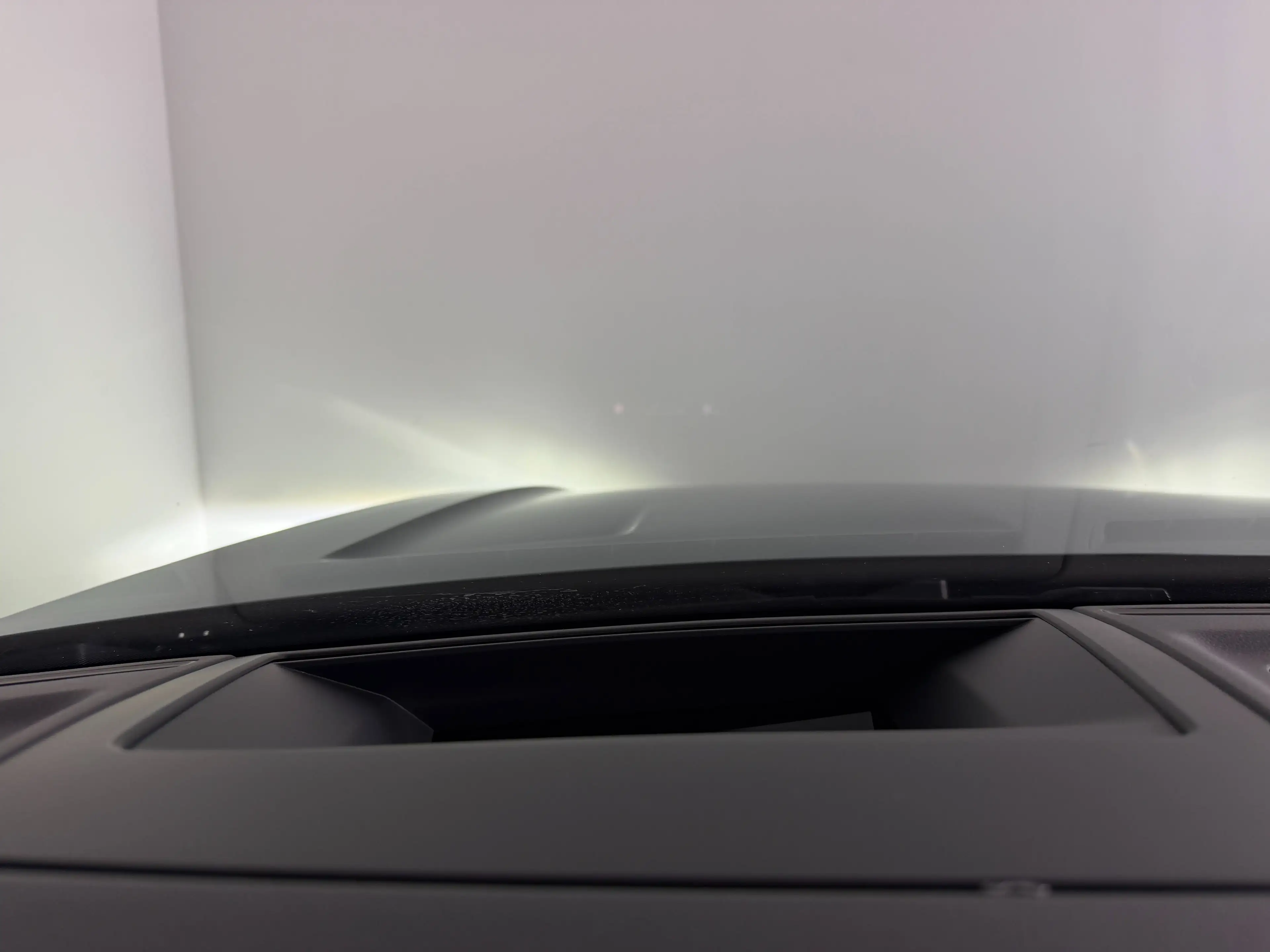 Volkswagen Touareg R eHybrid 4Motion // Vollausstattung // Massage // HUD // Soft Close // AHK // — photo 32