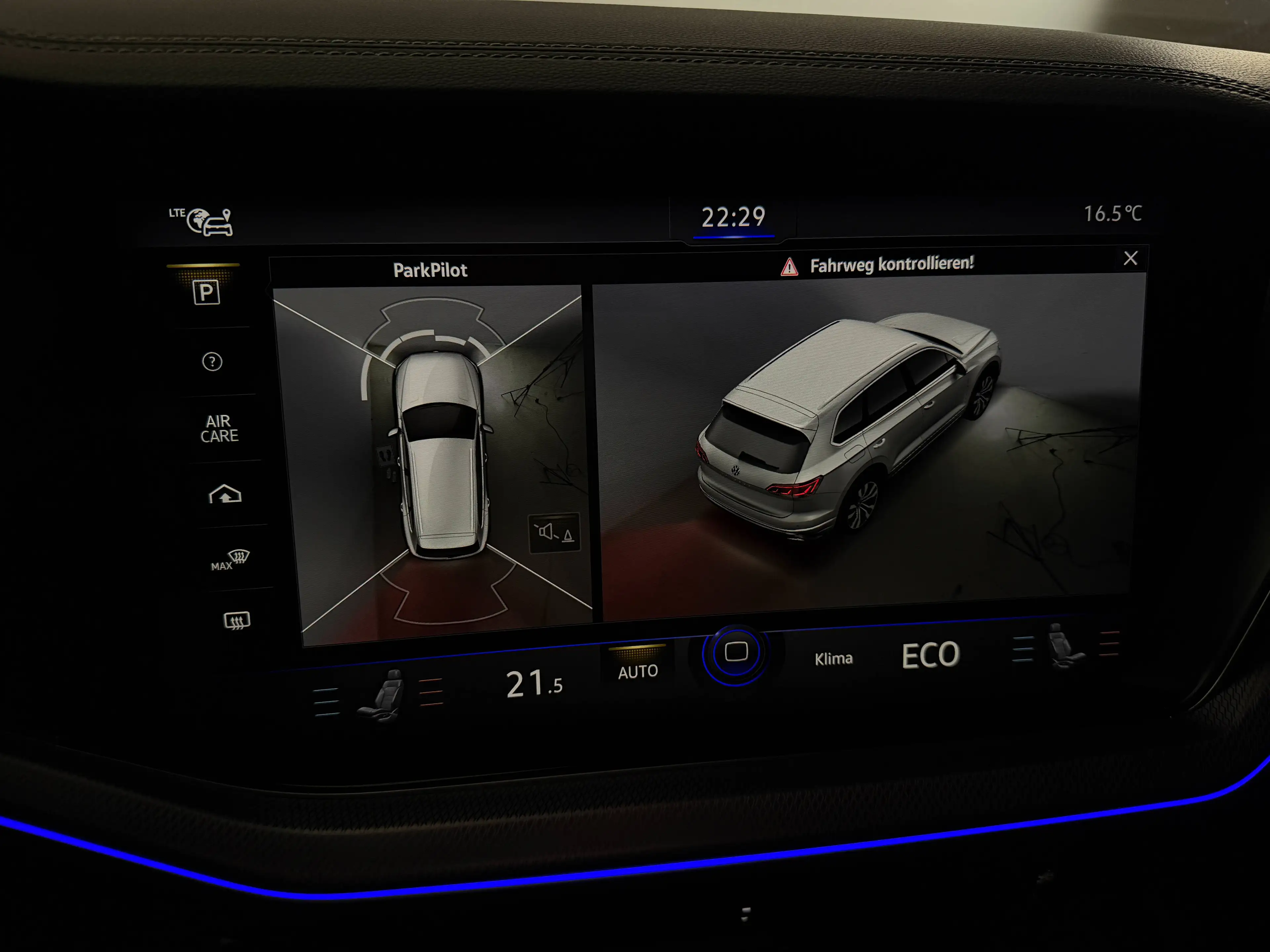 Volkswagen Touareg R eHybrid 4Motion // Vollausstattung // Massage // HUD // Soft Close // AHK // — photo 45