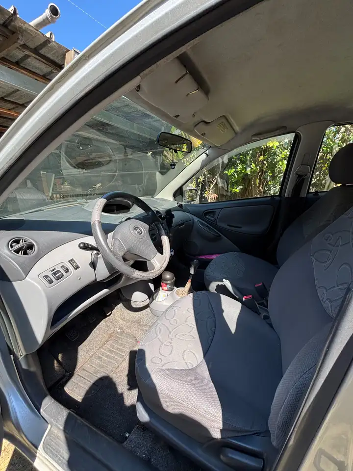 Toyota Yaris 5p 1.3 Luna, foto 8
