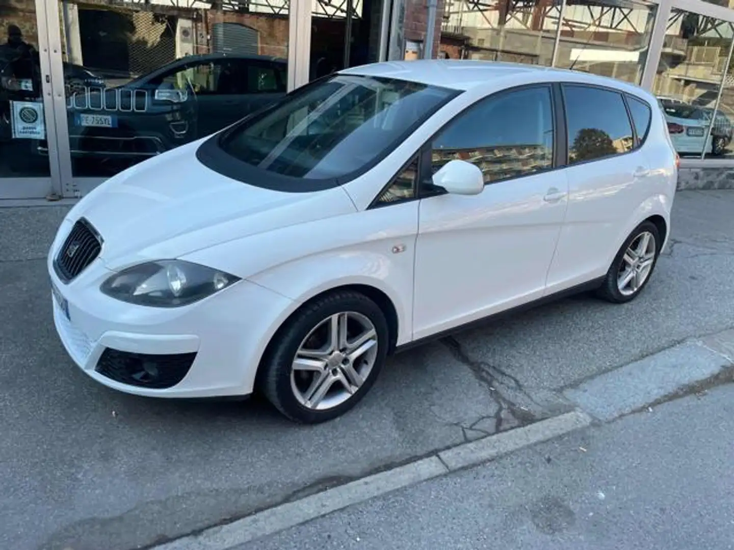 SEAT Altea 1.6 TDI 105 CV CR DPF Reference Bianco - 1