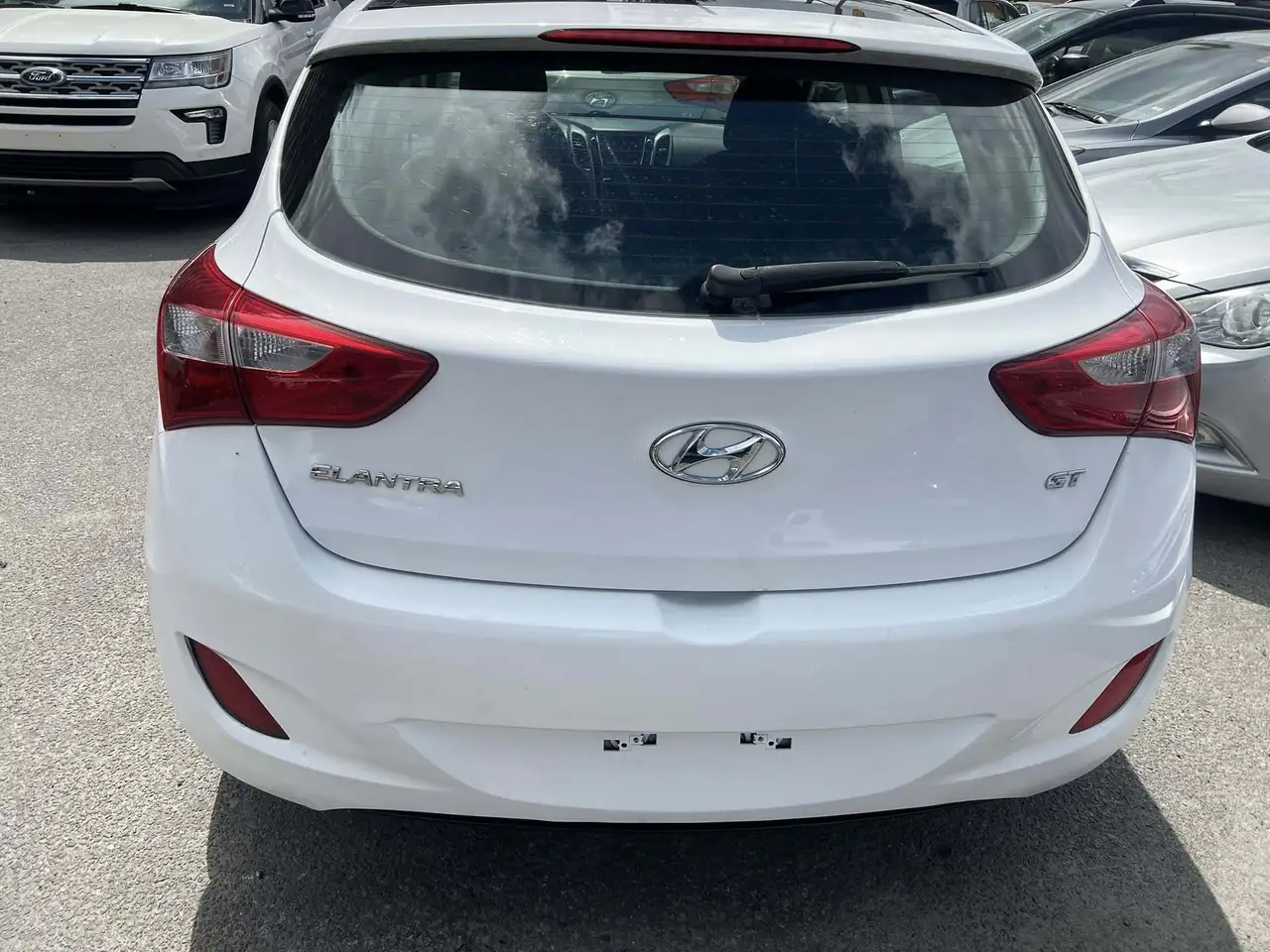 Hyundai ELANTRA снимка Hyundai ELANTRA
