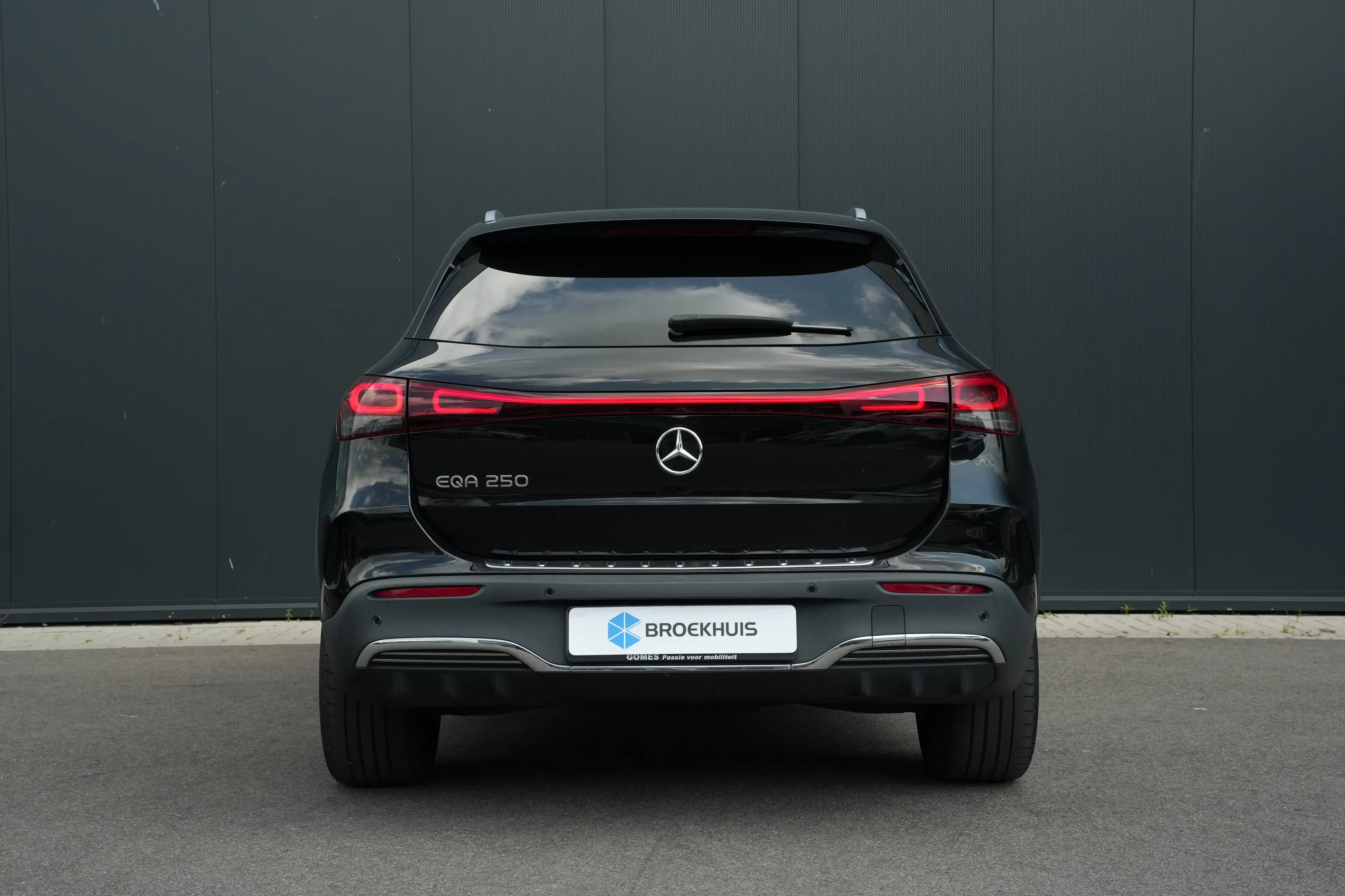 Mercedes-Benz EQA 250 AMG Line 190PK | AMG Styling | Achteruitrijcamera — photo 11