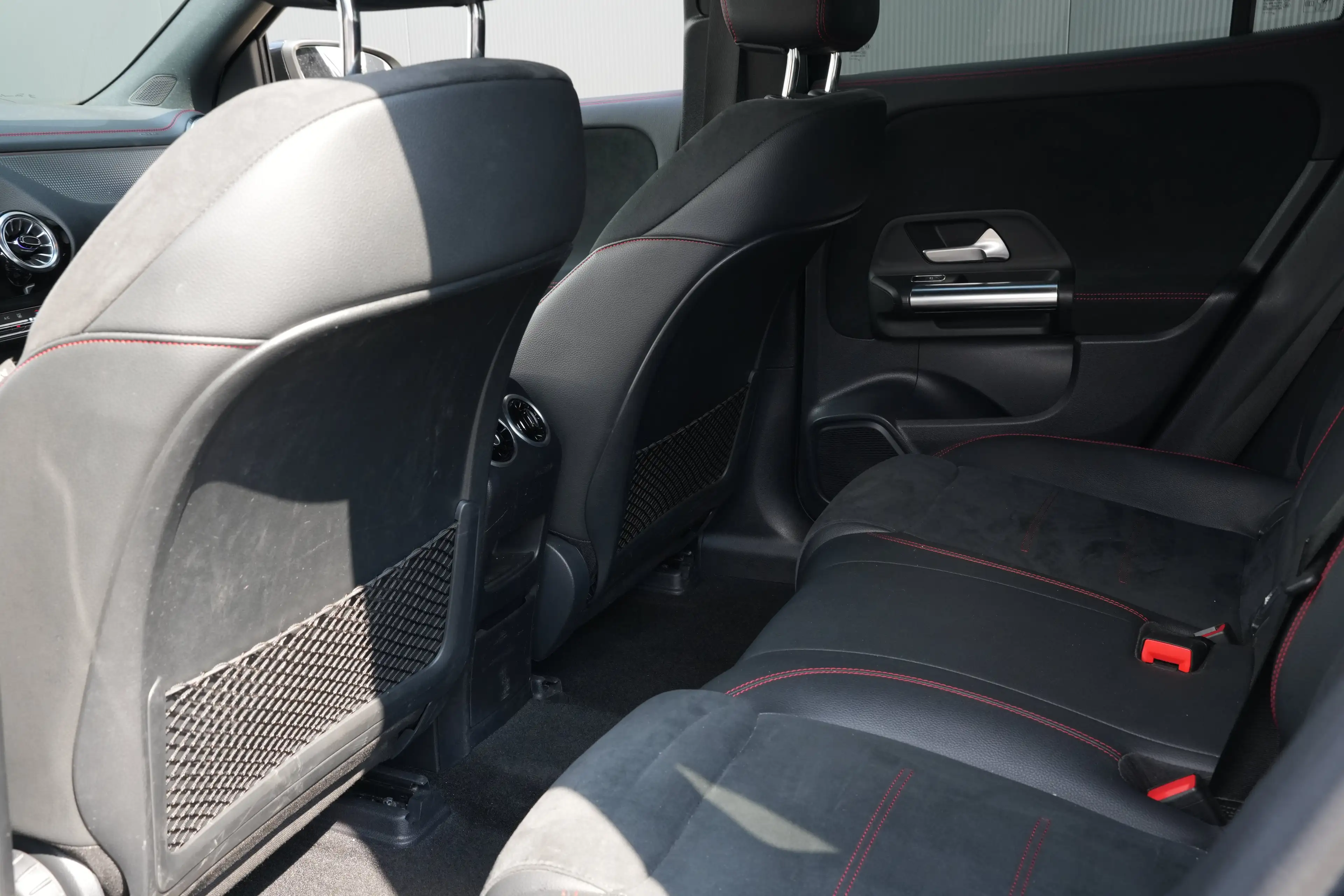 Mercedes-Benz EQA 250 AMG Line 190PK | AMG Styling | Achteruitrijcamera — photo 7