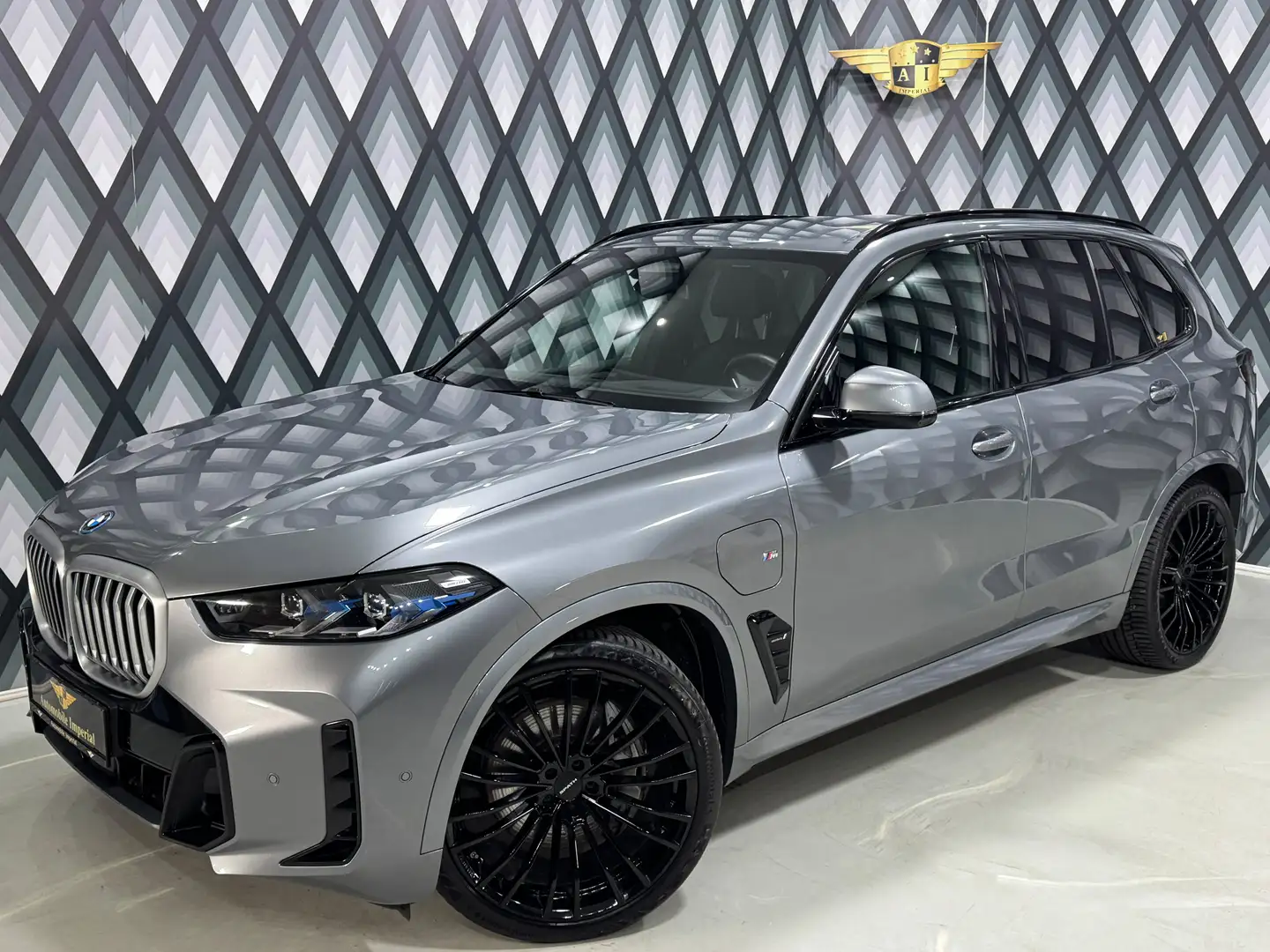 BMW X5 xDrive 50e (G05) PHEV // M-PAKET // AHK // Grau - 2