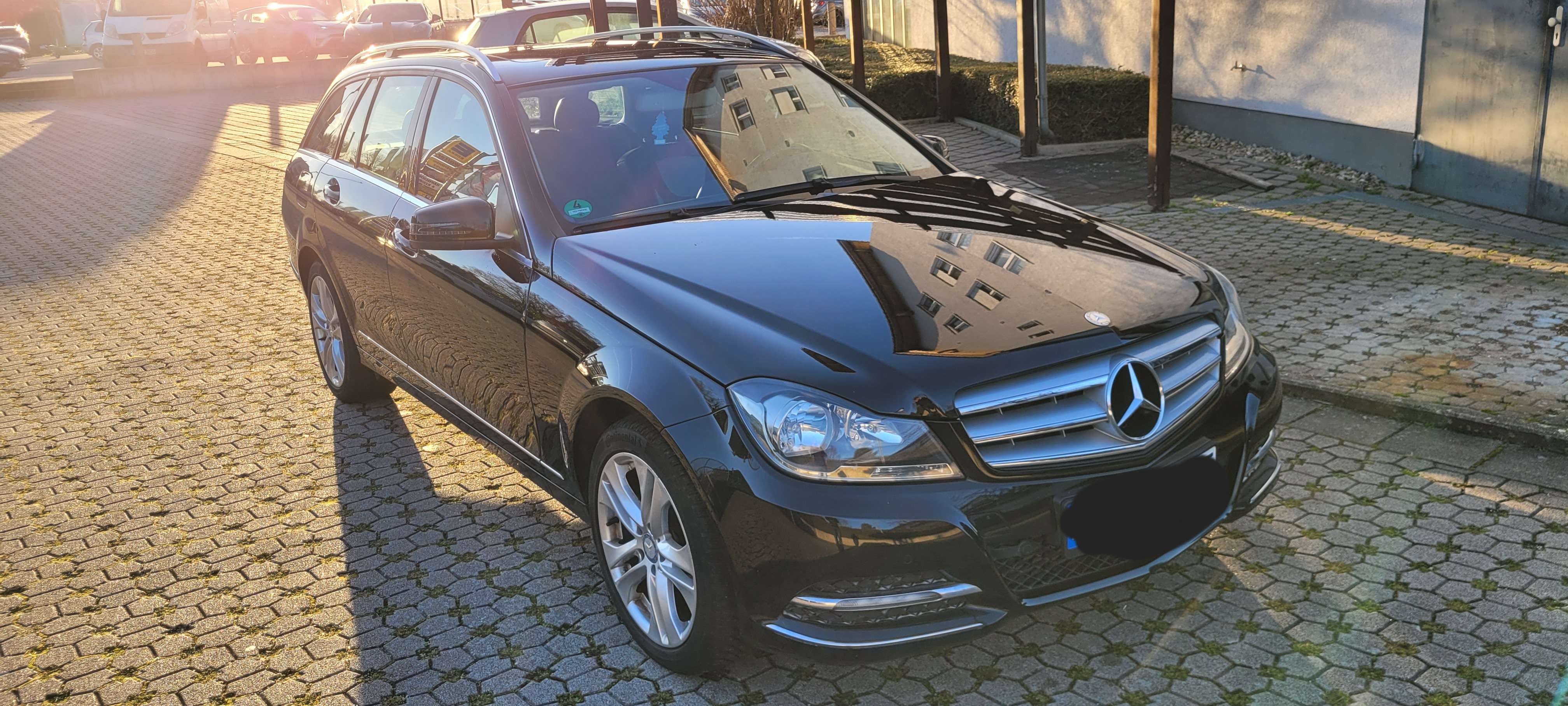 Second hand Mercedes Benz C-Class 180